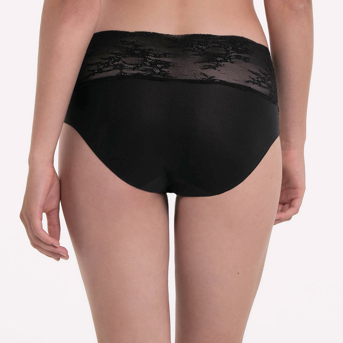 Essential Lace 1304