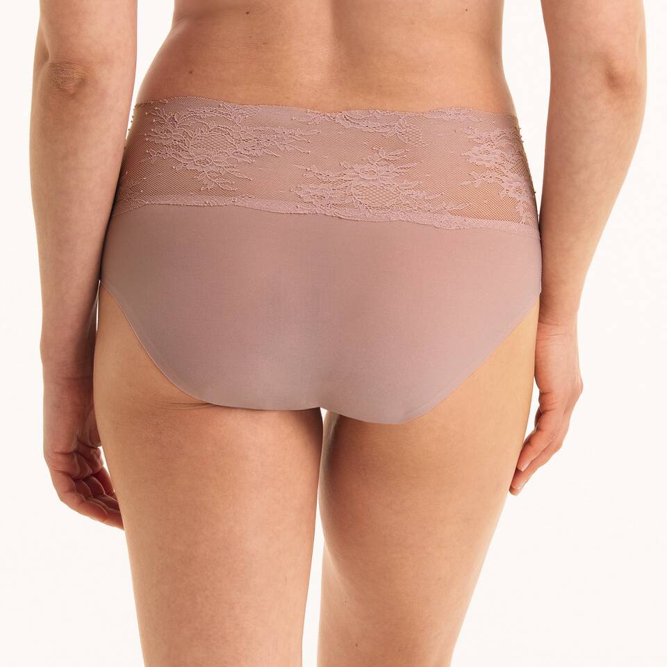 Essential Lace 1304