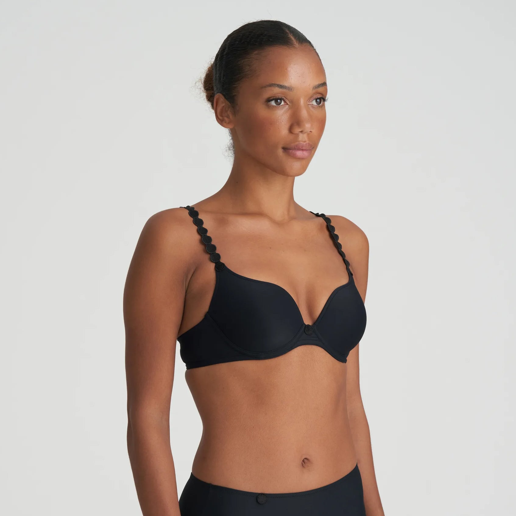 Tom 0120826 - Charcoal