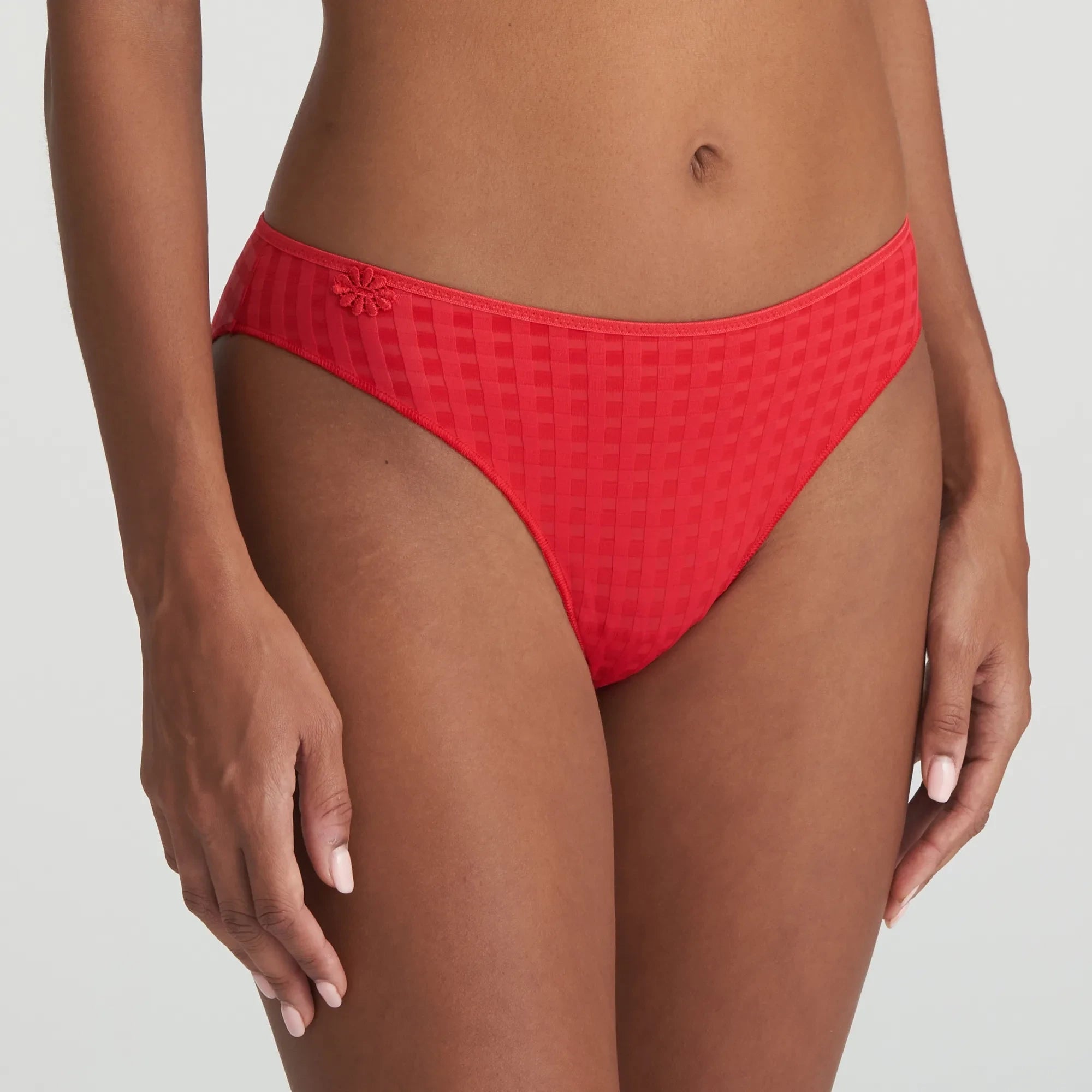 Avero 0500410 - Scarlet