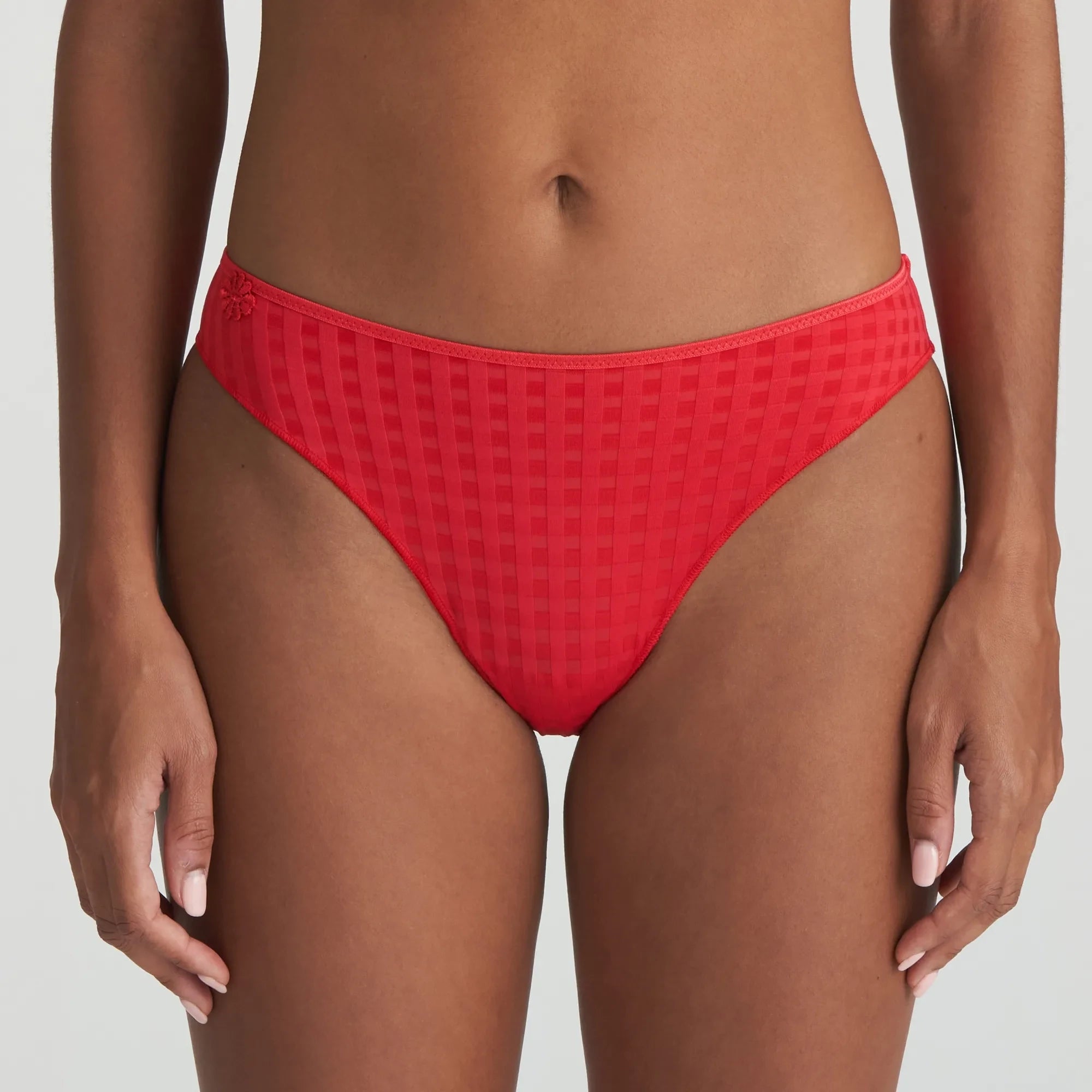 Avero 0500410 - Scarlet