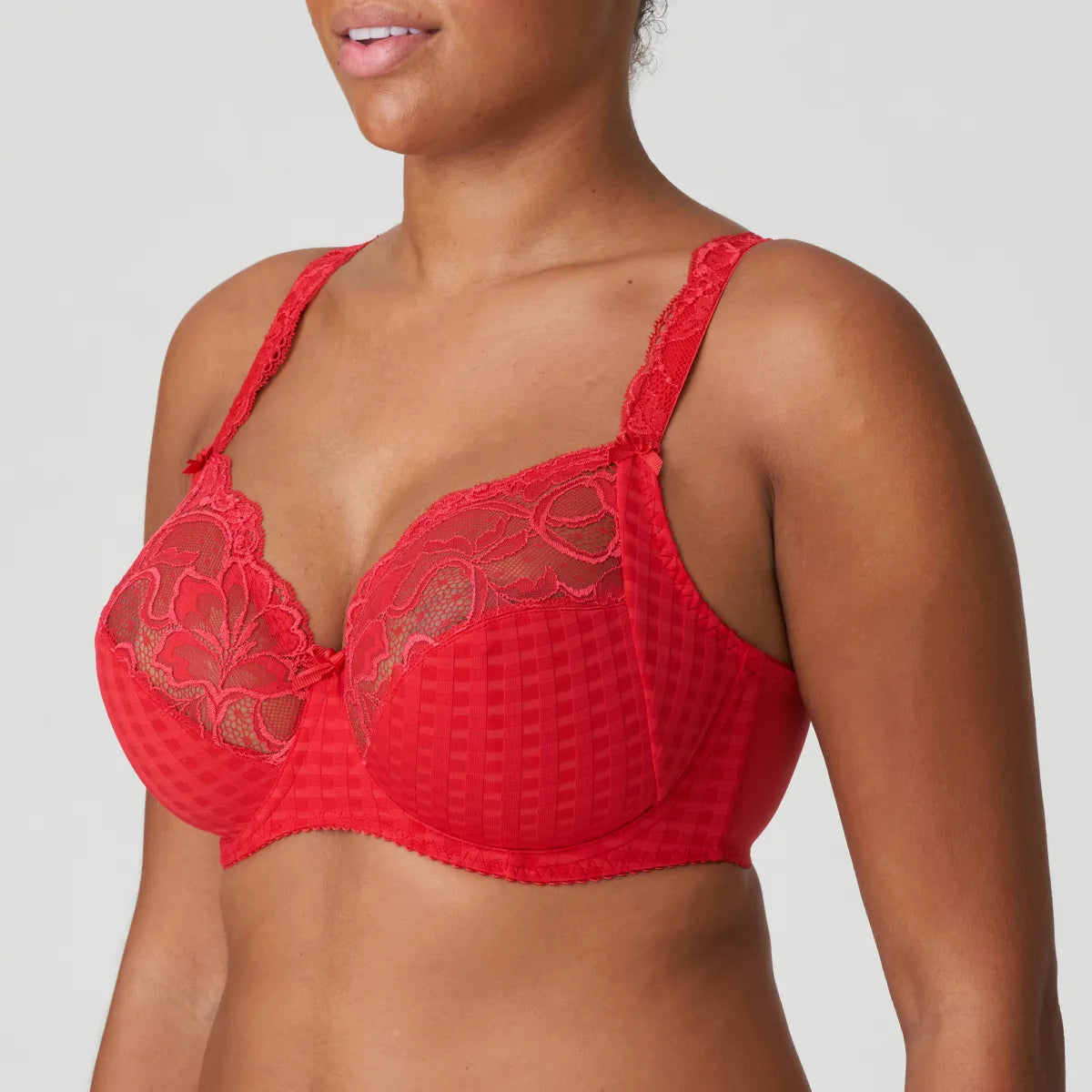 Madison (F-I) 0162121 - Scarlet