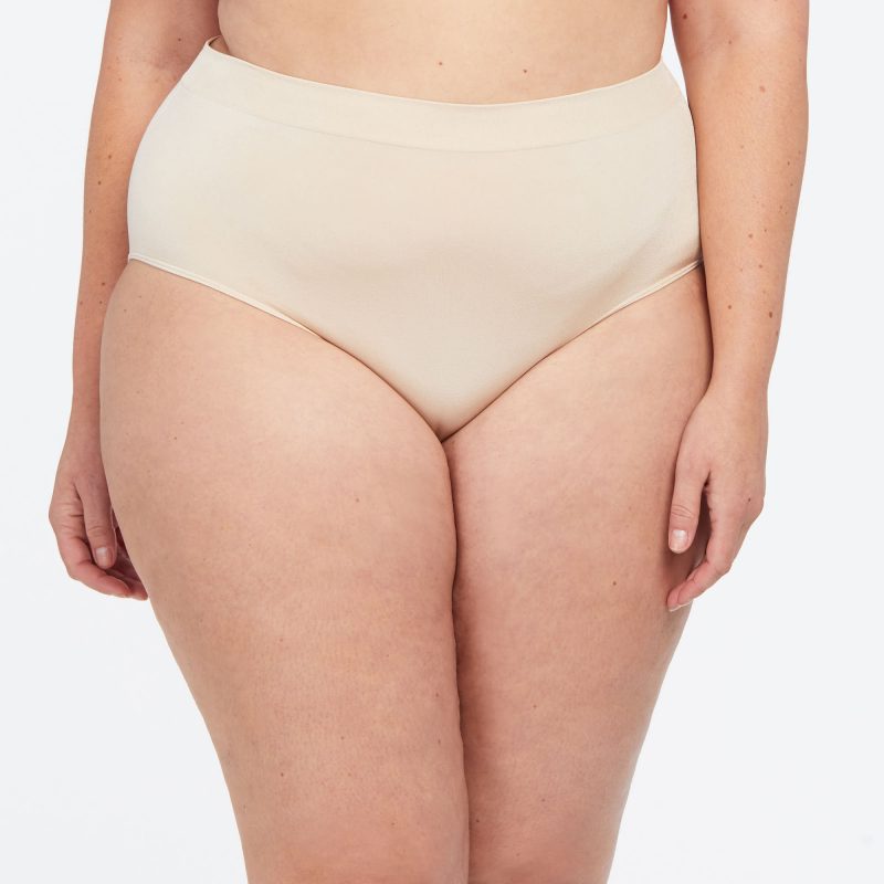 B Smooth 838175 - Sand