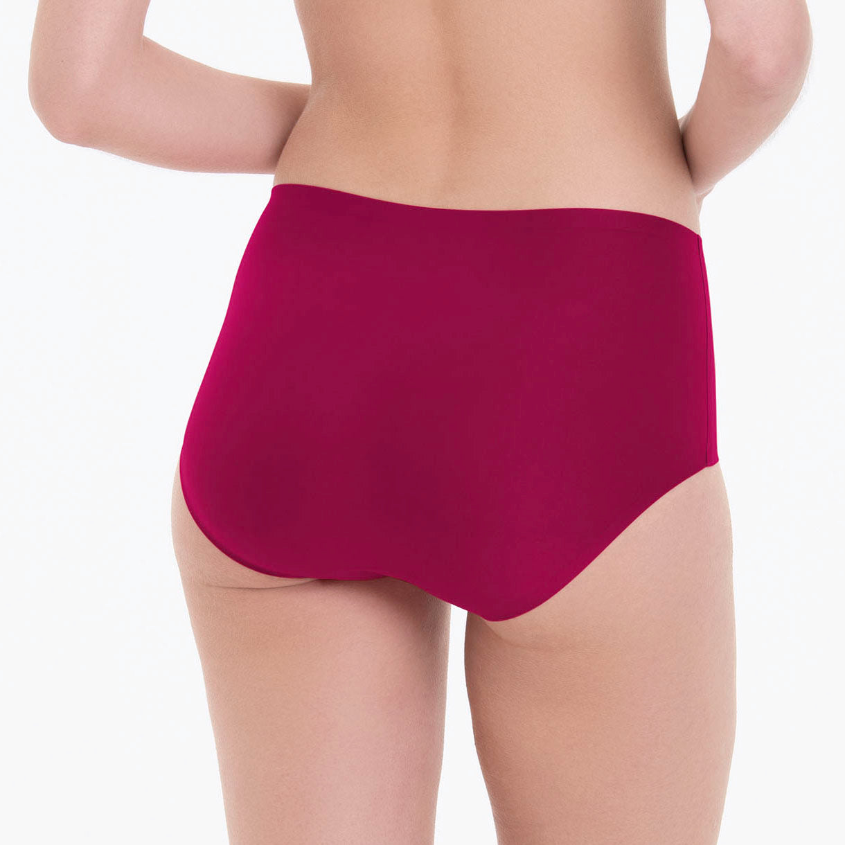 Essential 1343 - Cherry Red