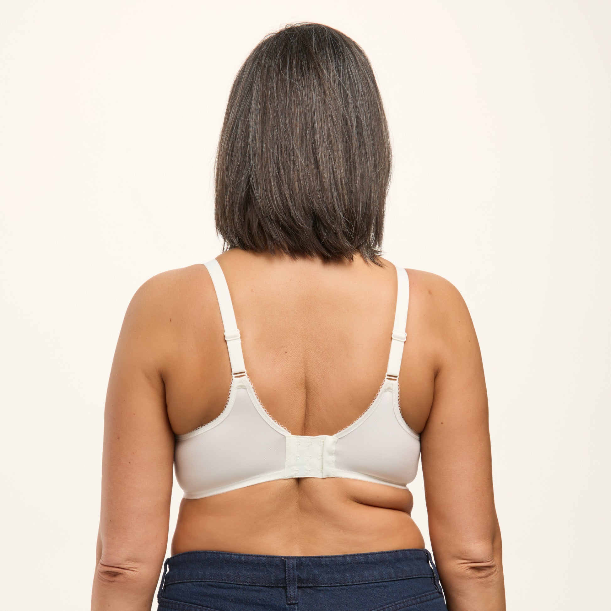 Basic Beauty 853192 - Ivory