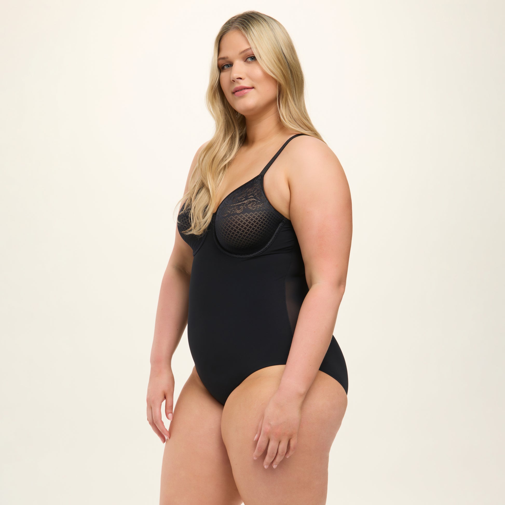 Visual Effects 801210 - Black