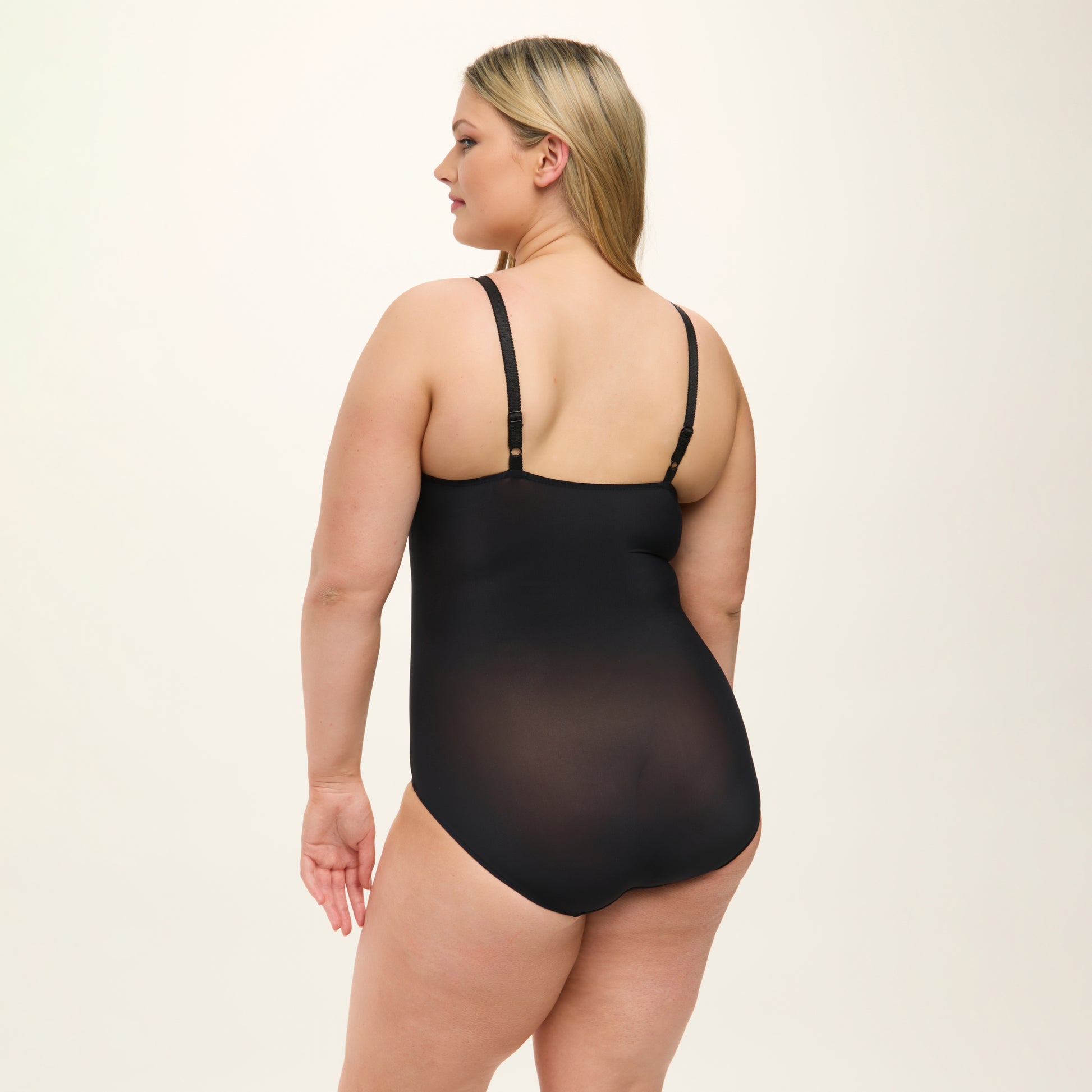 Visual Effects 801210 - Black