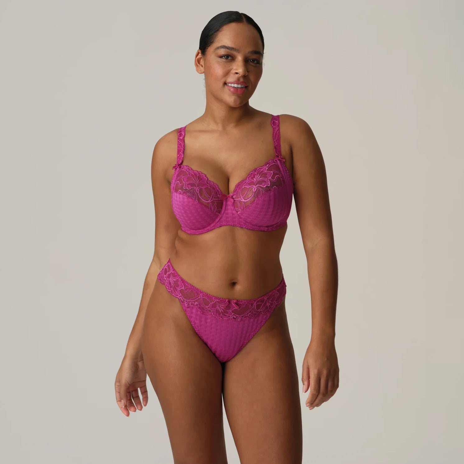 Madison (F-I) 0162121 - Fuchsia Fiesta