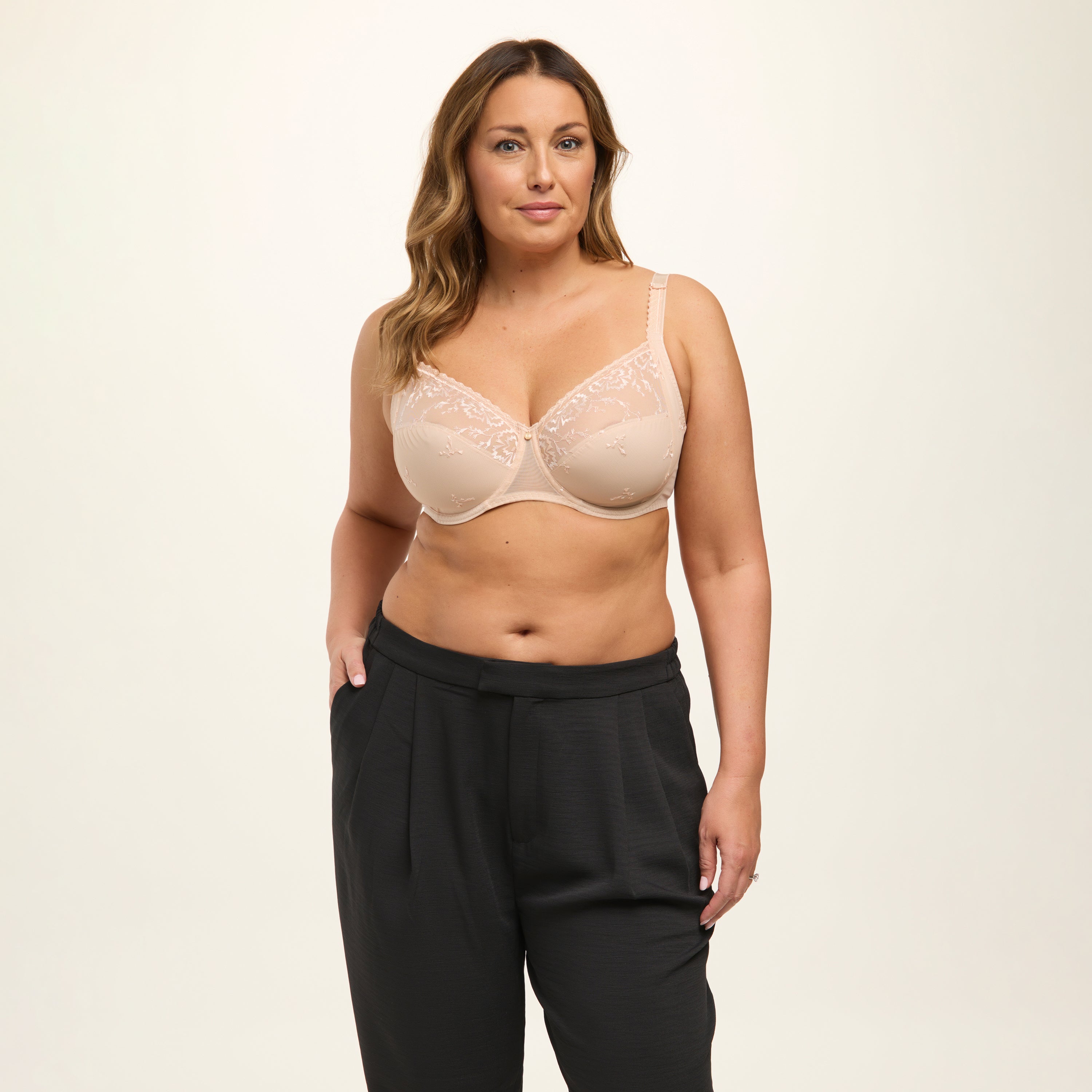 Every Curve C16B1 - Beige Doré
