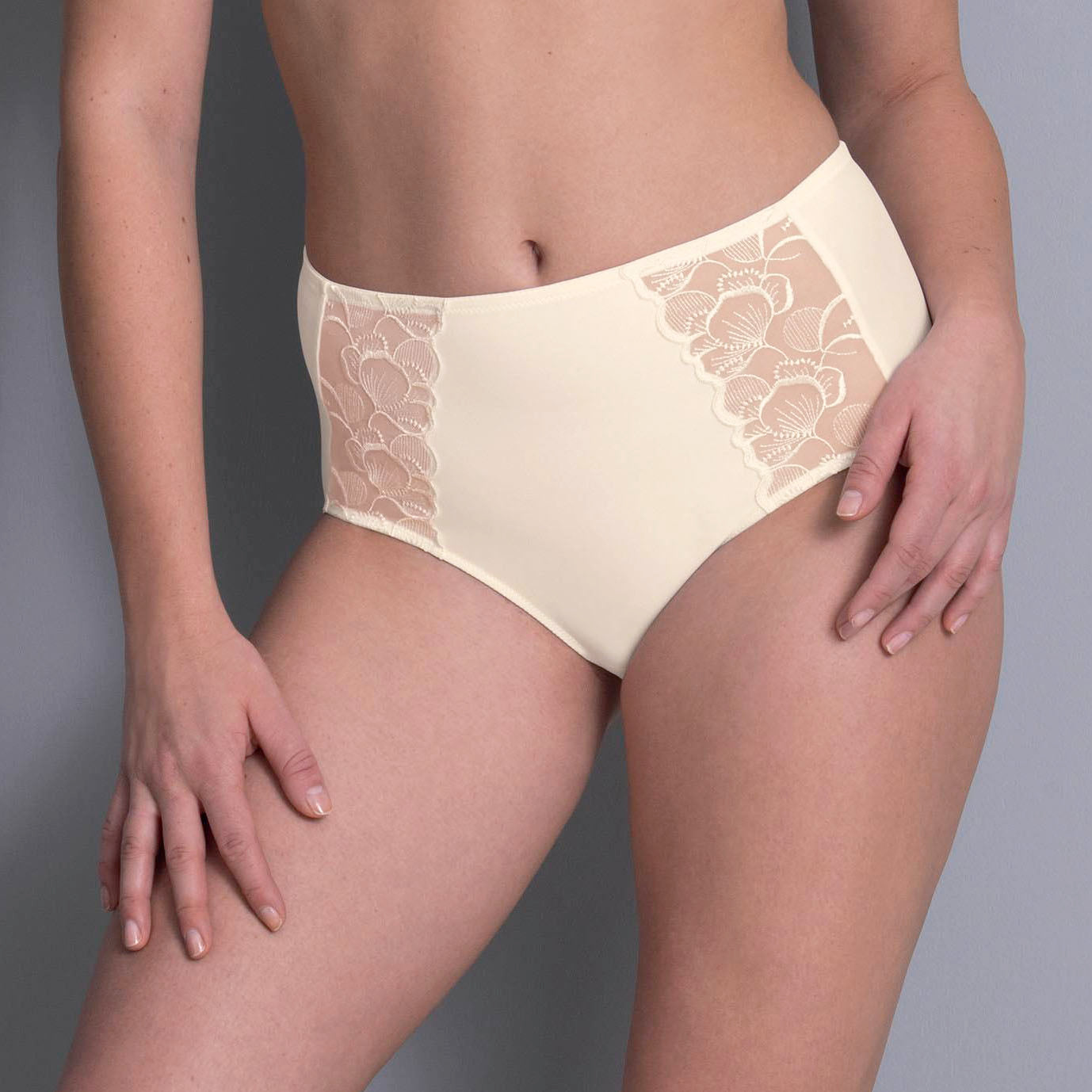 Lucia 1323 - Crystal