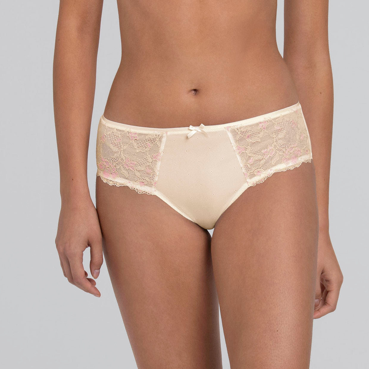 Colette 1349 612