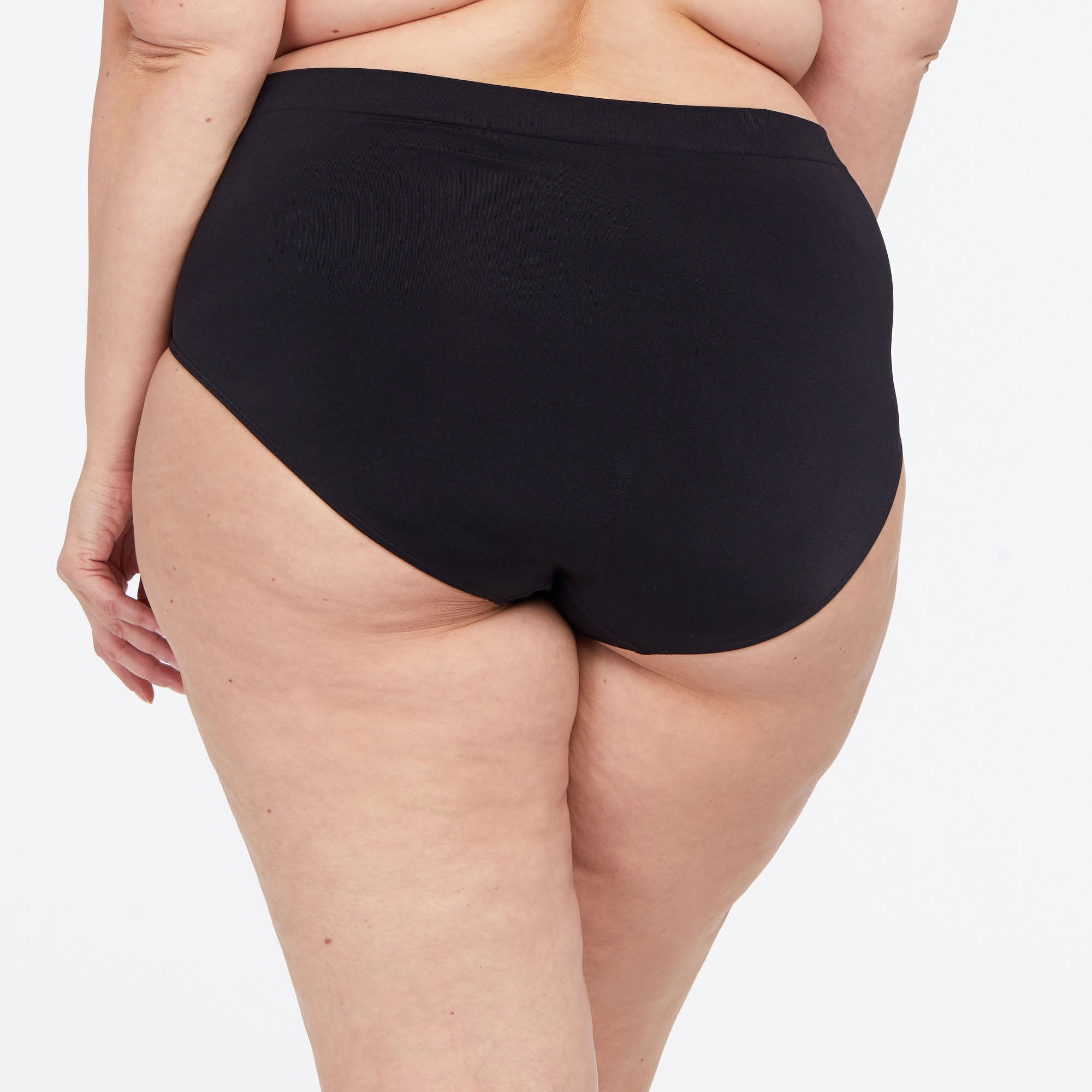 B Smooth 838175 - Black