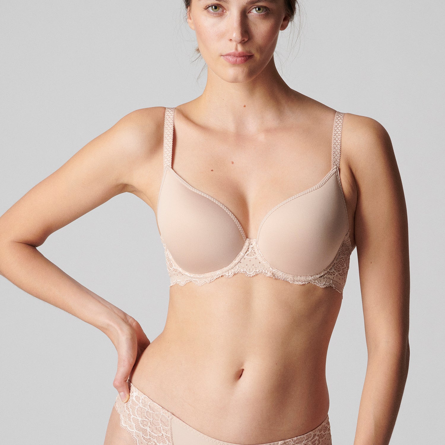 Caresse 12A316 - Peau rosée