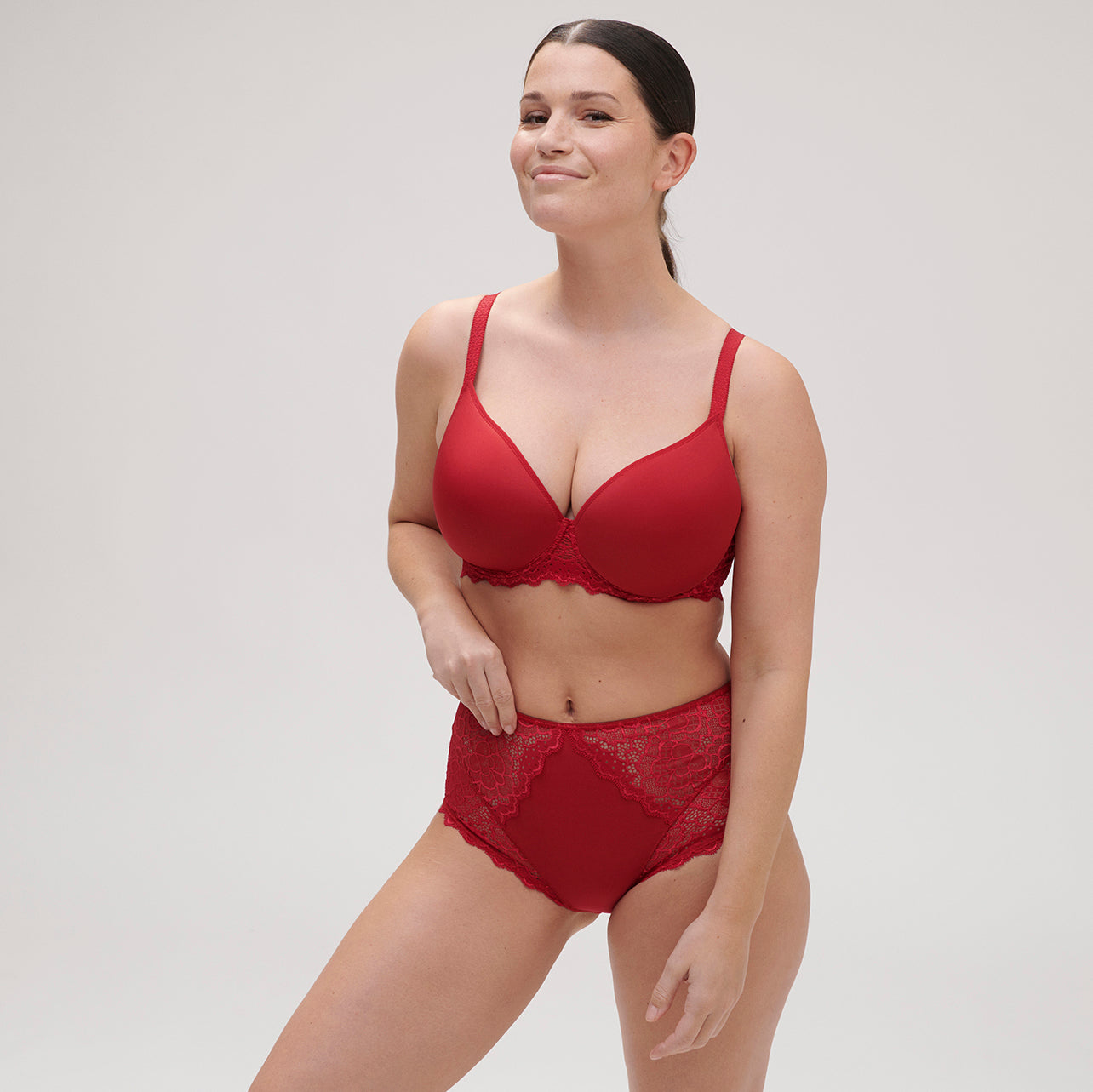 Caresse 12A770 - Rouge Tango