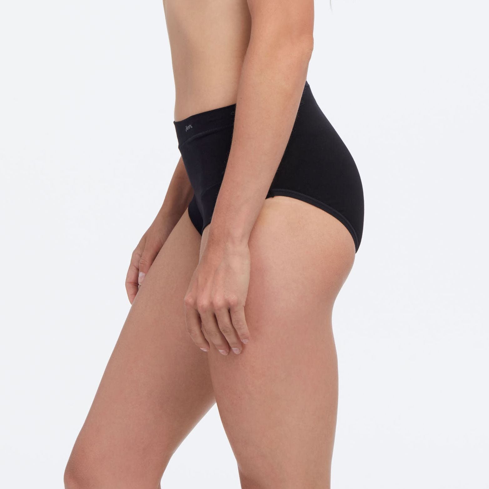 Esencial Slip 1031637 Noir A003354 - Noir