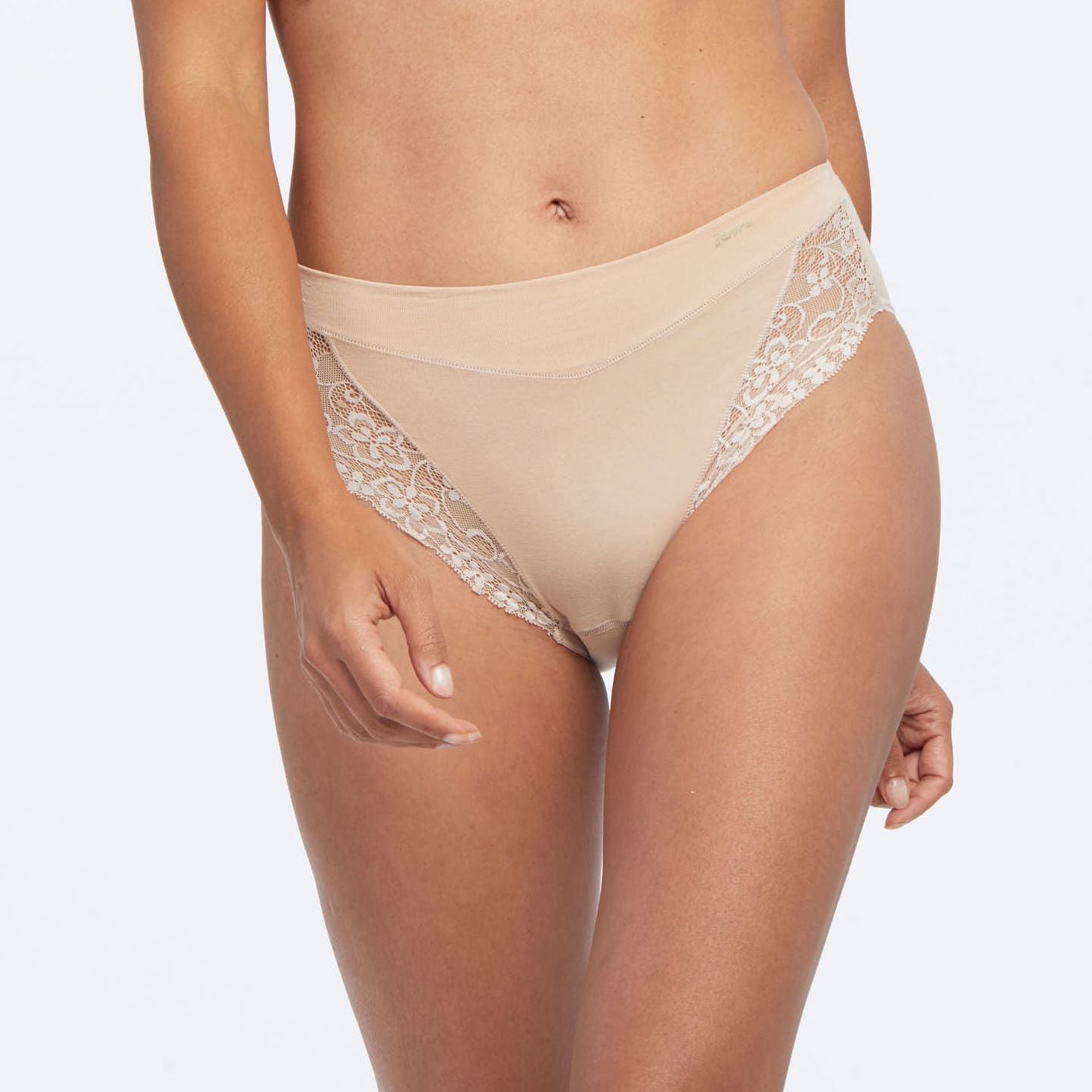 Esencial Lace Milano 1031397 Noir A003153 - Dune