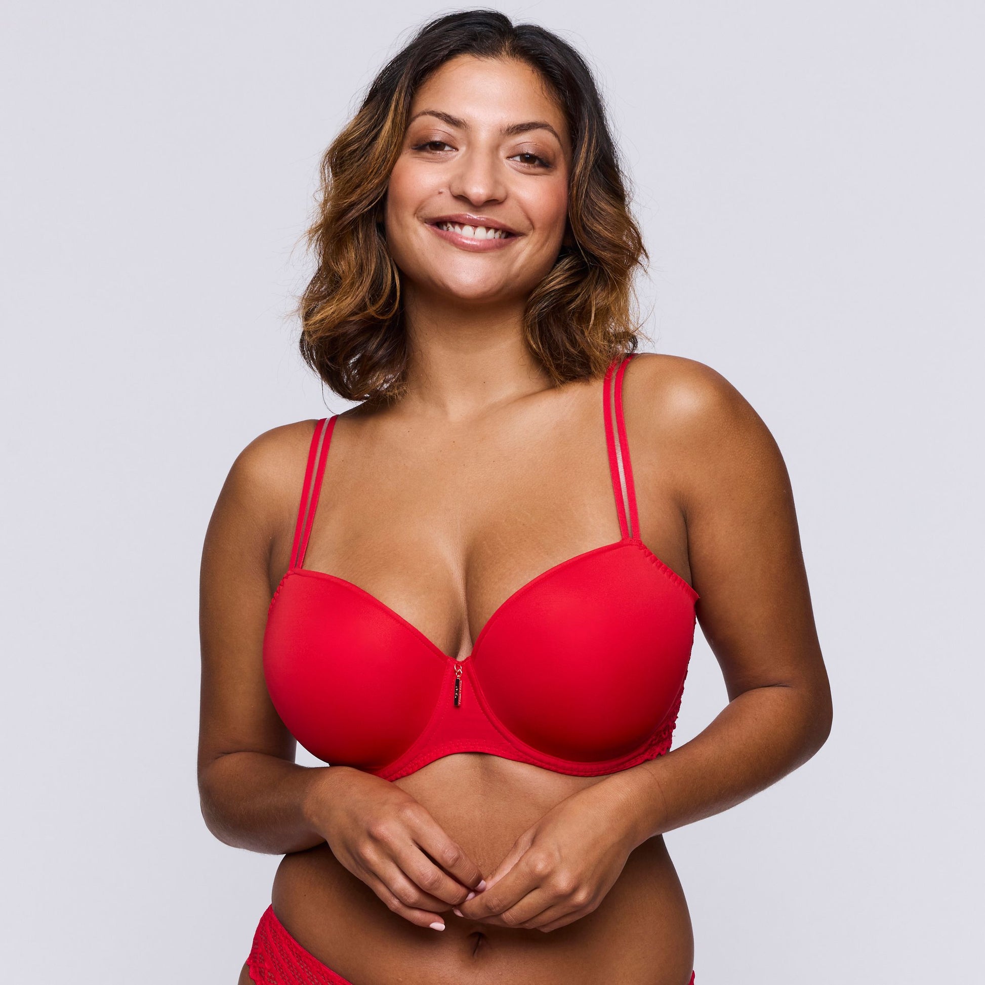 East End 0241932 - True Red