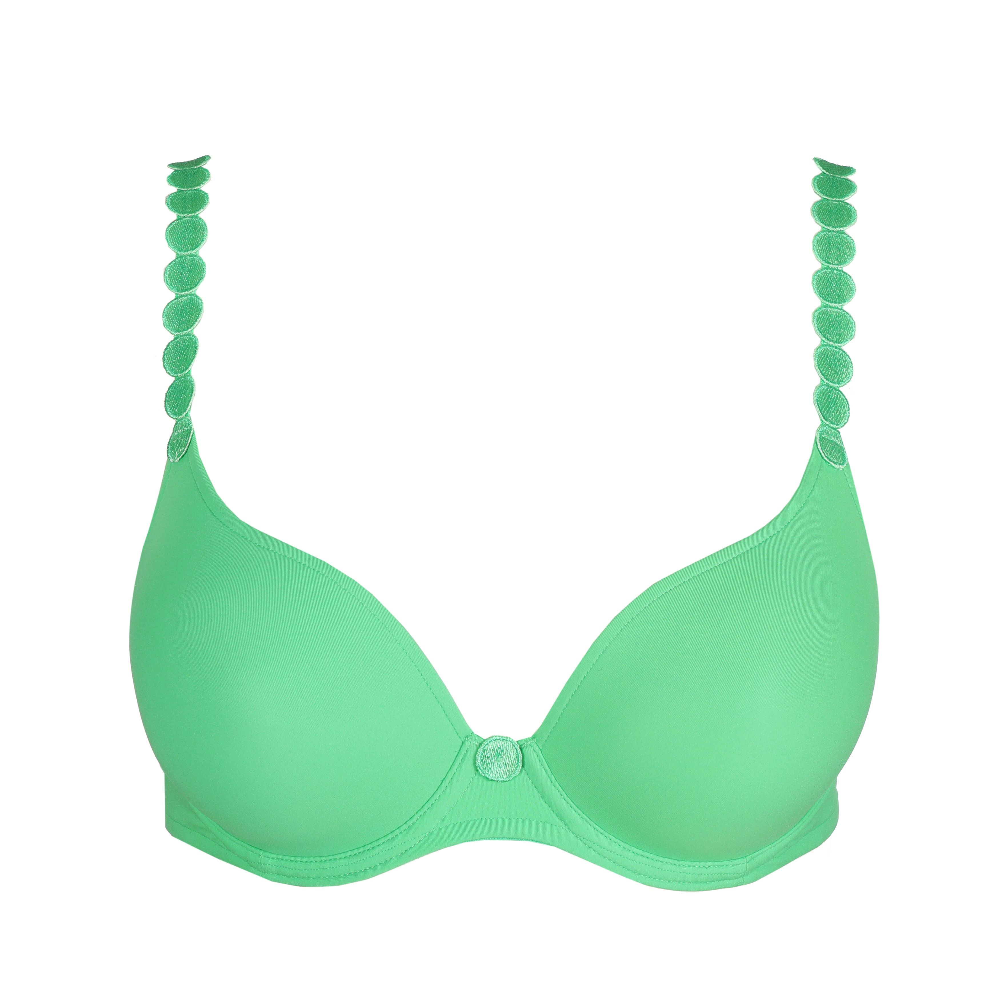 Tom 0120826 - Lush green