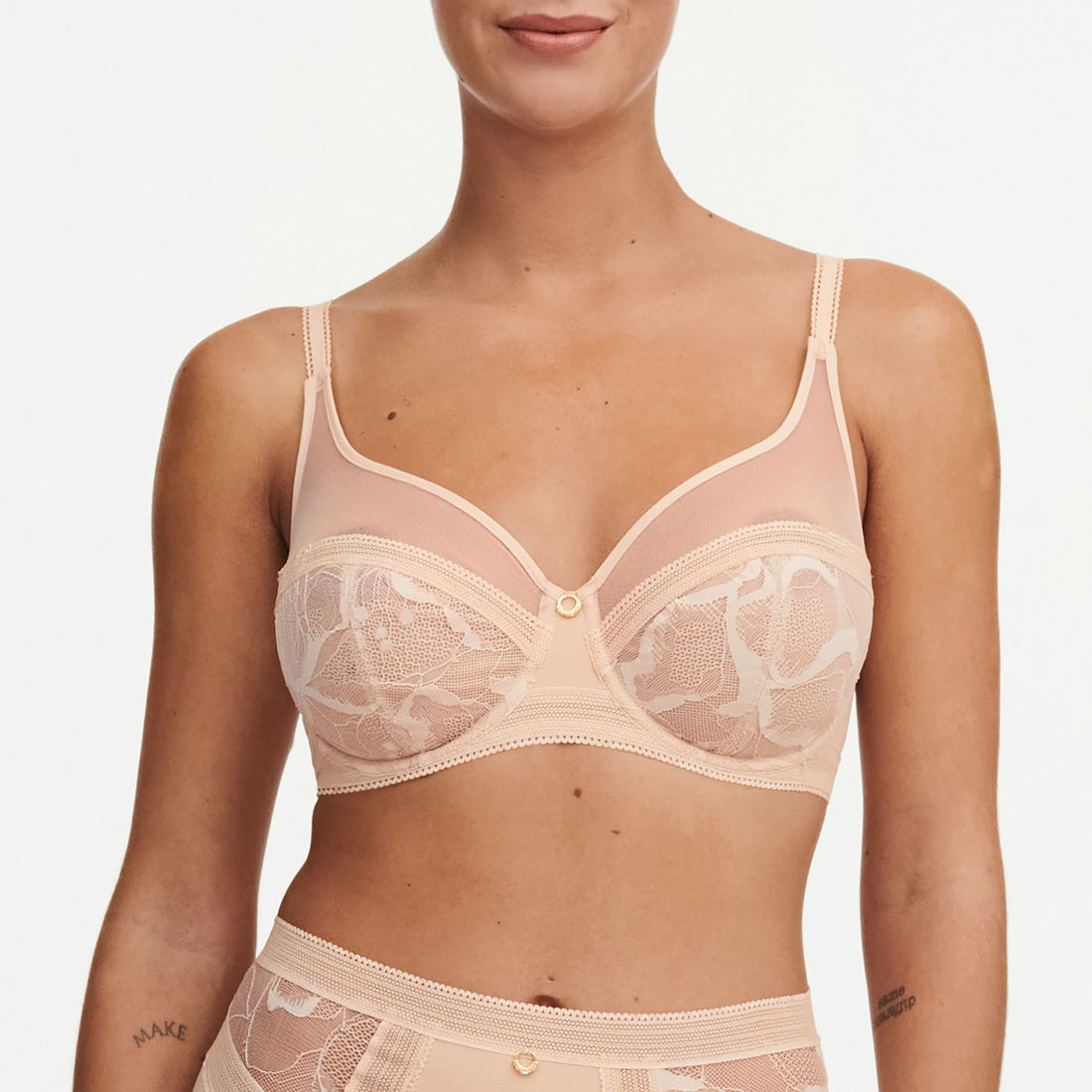True Lace C11M1 01N