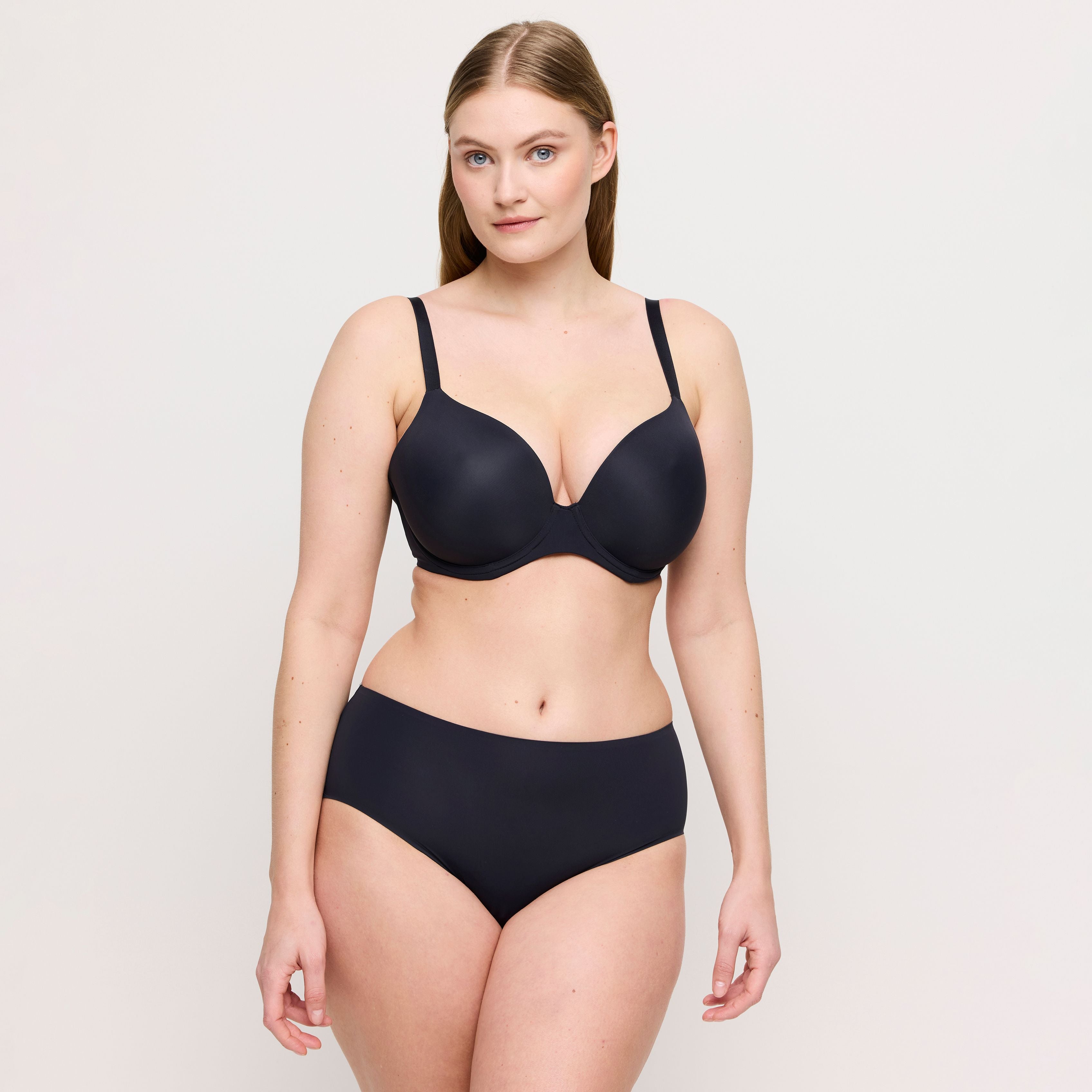 Figuras 0163256 - Charcoal