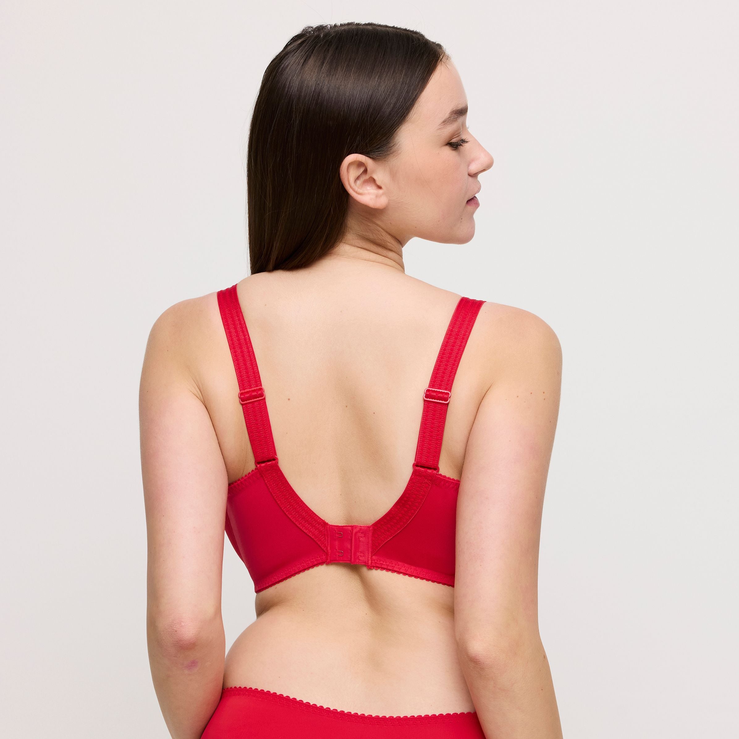 Montara 0163385 - True Red