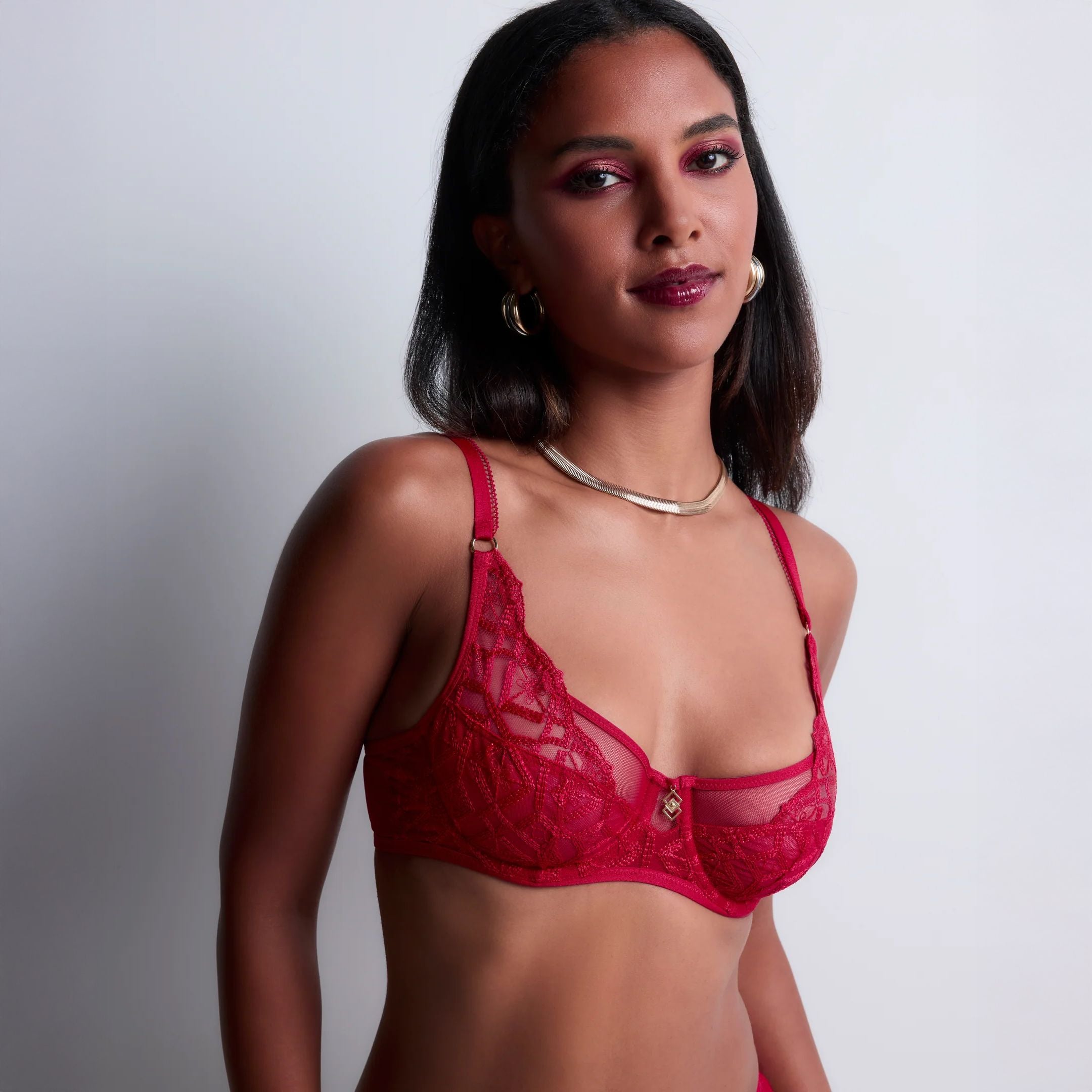 Sense Of Illusion 5BN13 - Red berry
