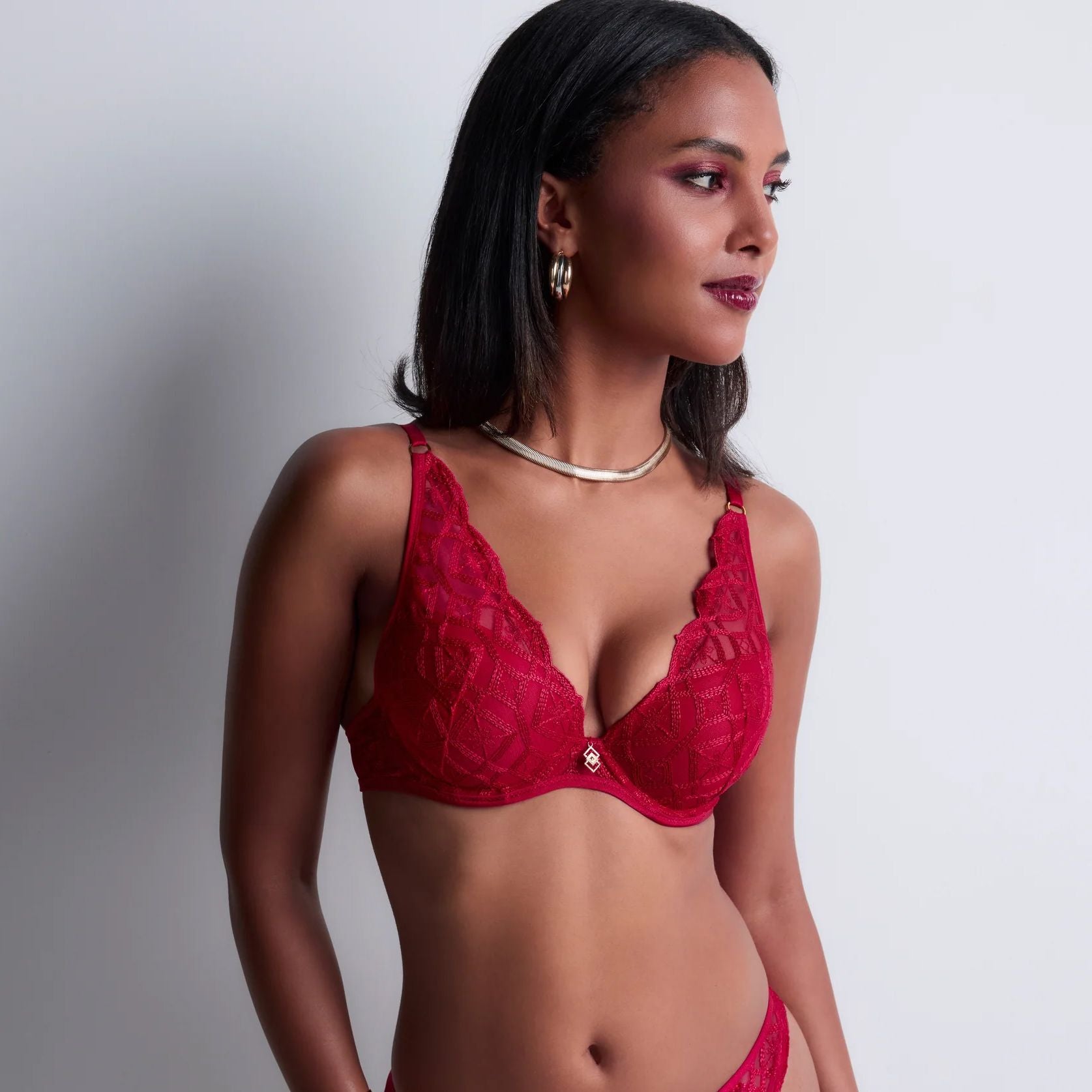 Sense Of Illusion 5BN81 - Red Berry