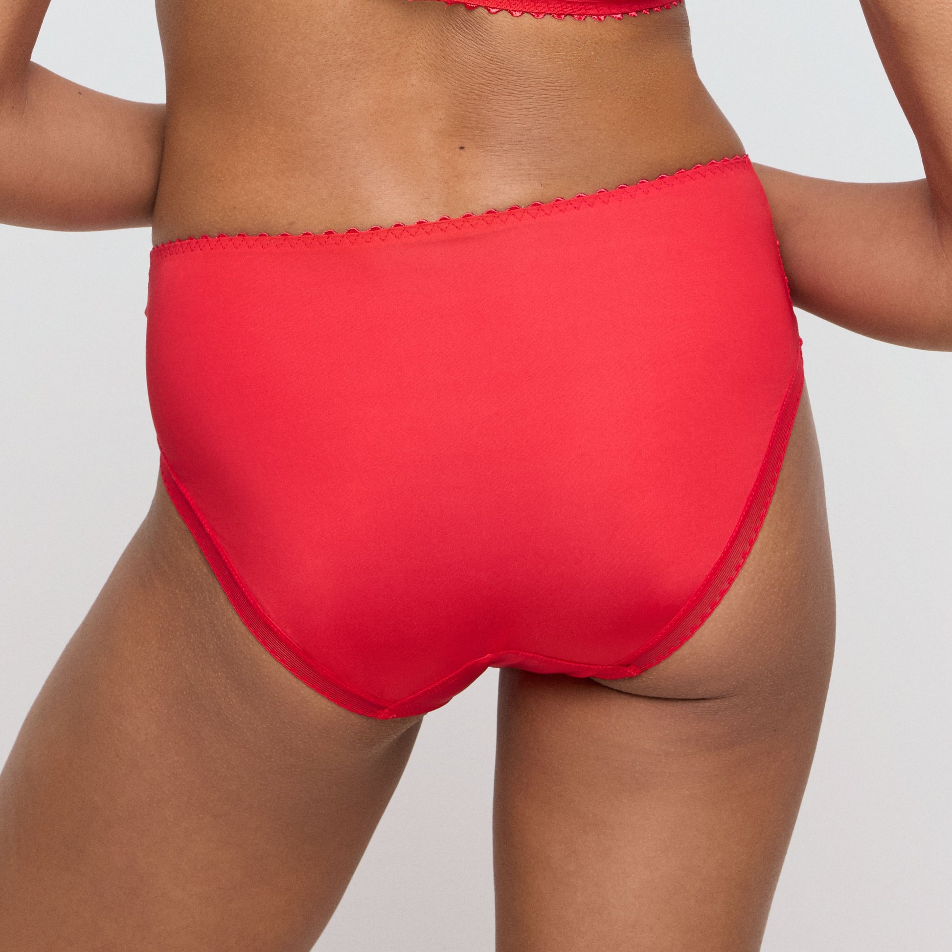 Jane 0501336 - True Red