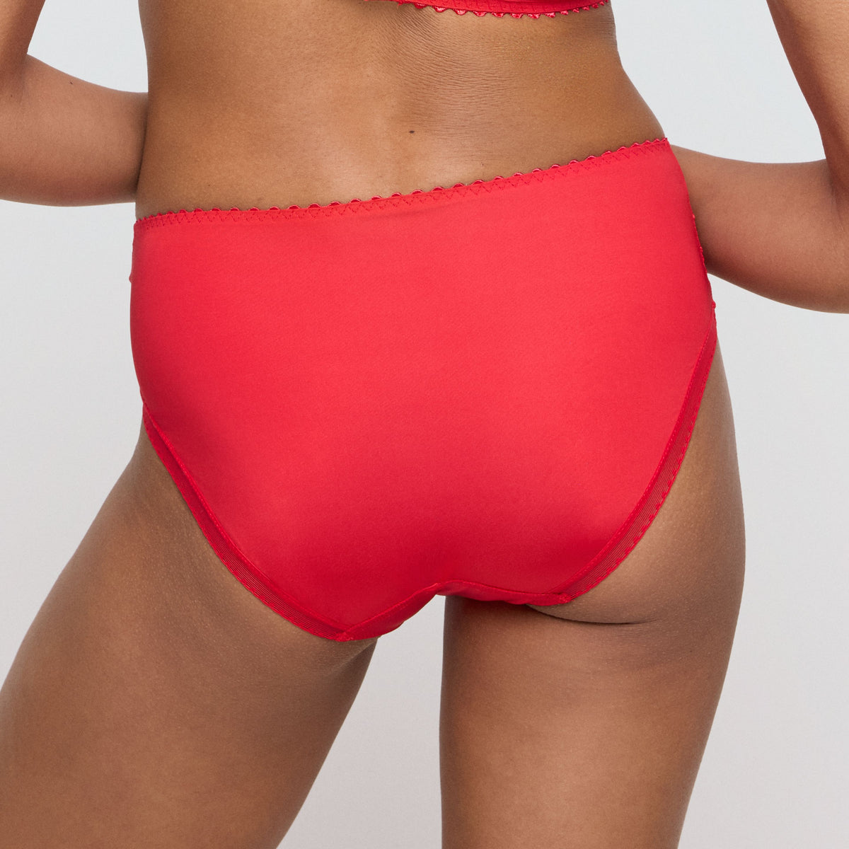 Jane 0501336 - True Red
