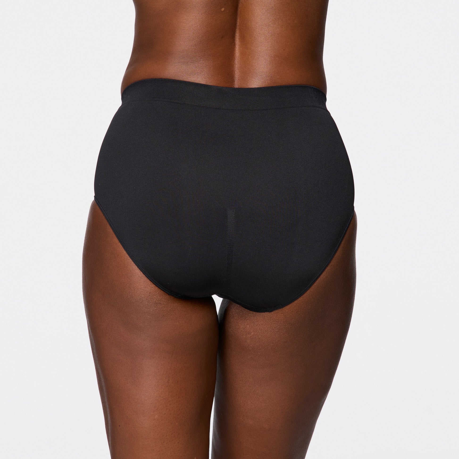 B Smooth 838175 - Black