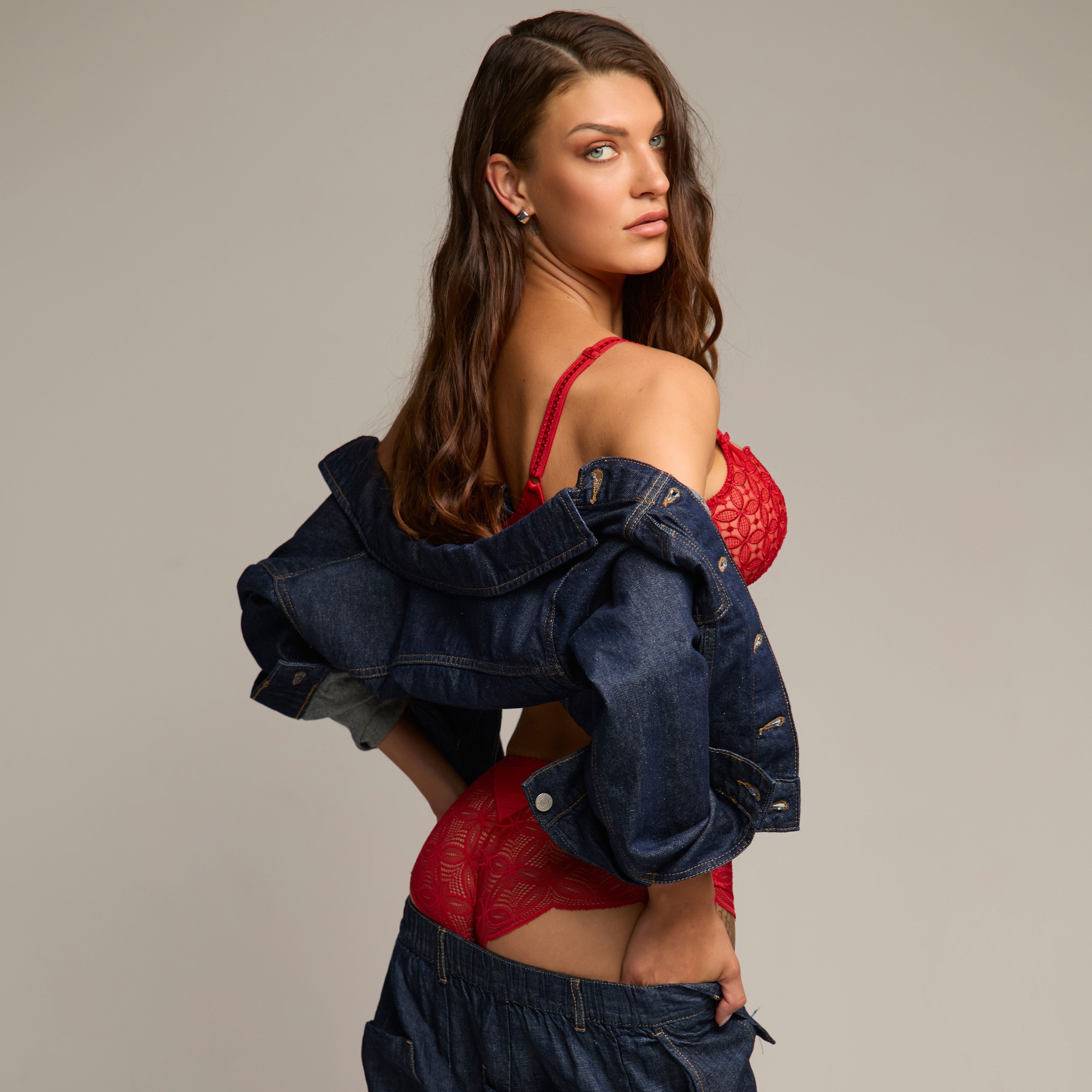 Romy 08212 - Rouge Imperial