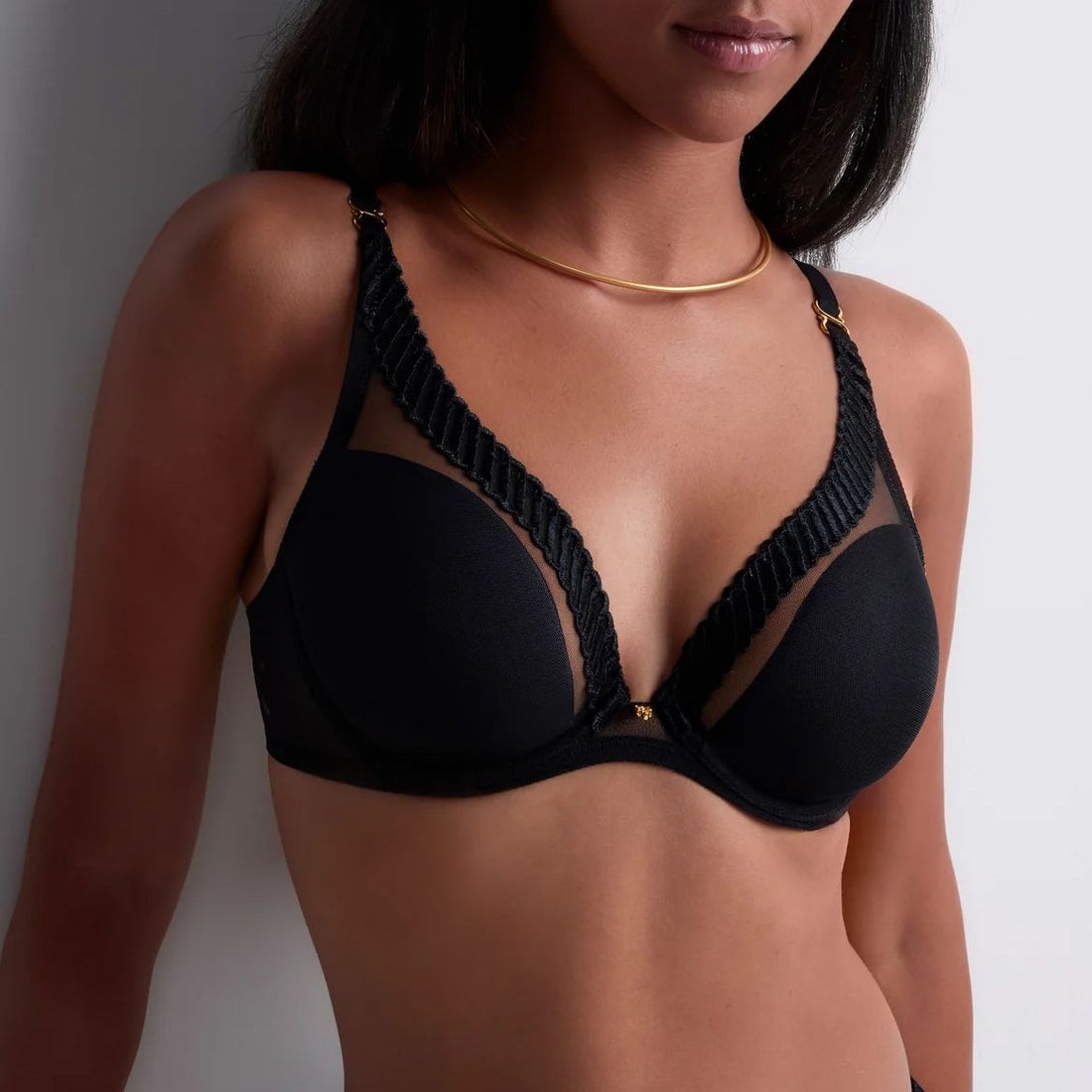Sheer Emotion 4MF12 - Black