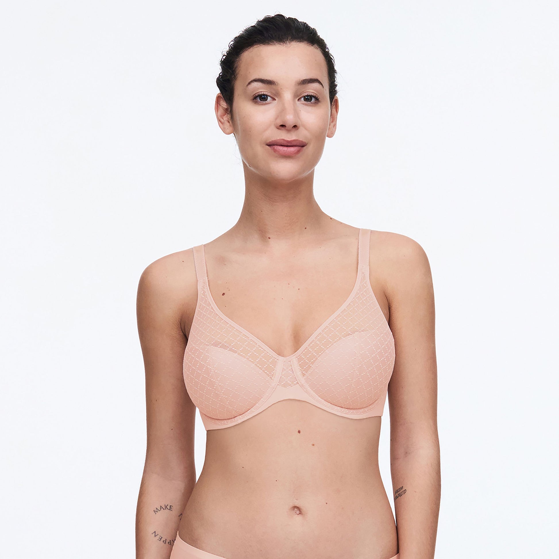 Norah Chic C16M1 0RG