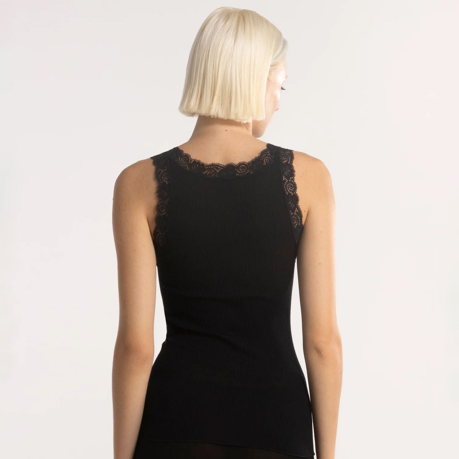 Signature 3410 - Black