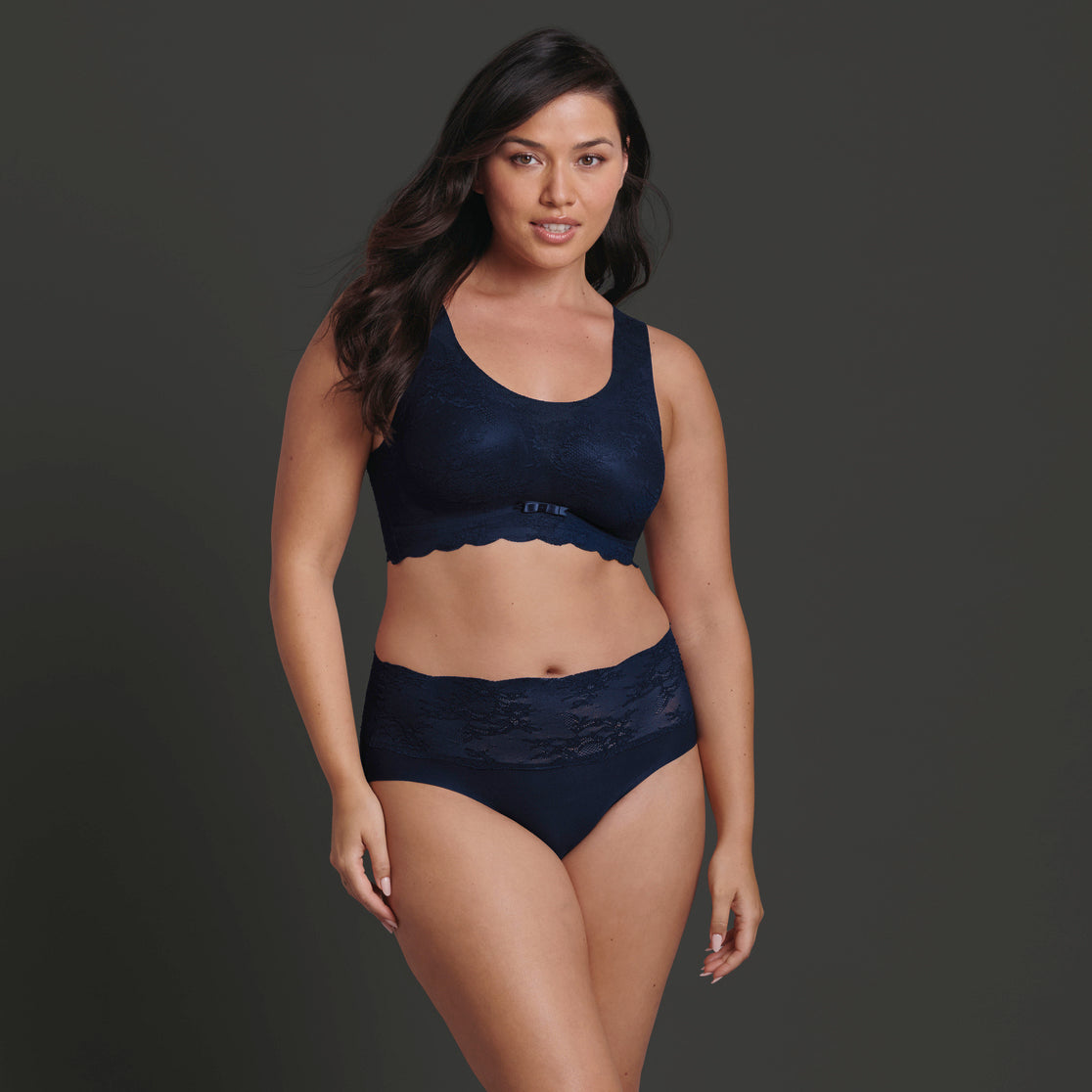 Essentials Lace 5400