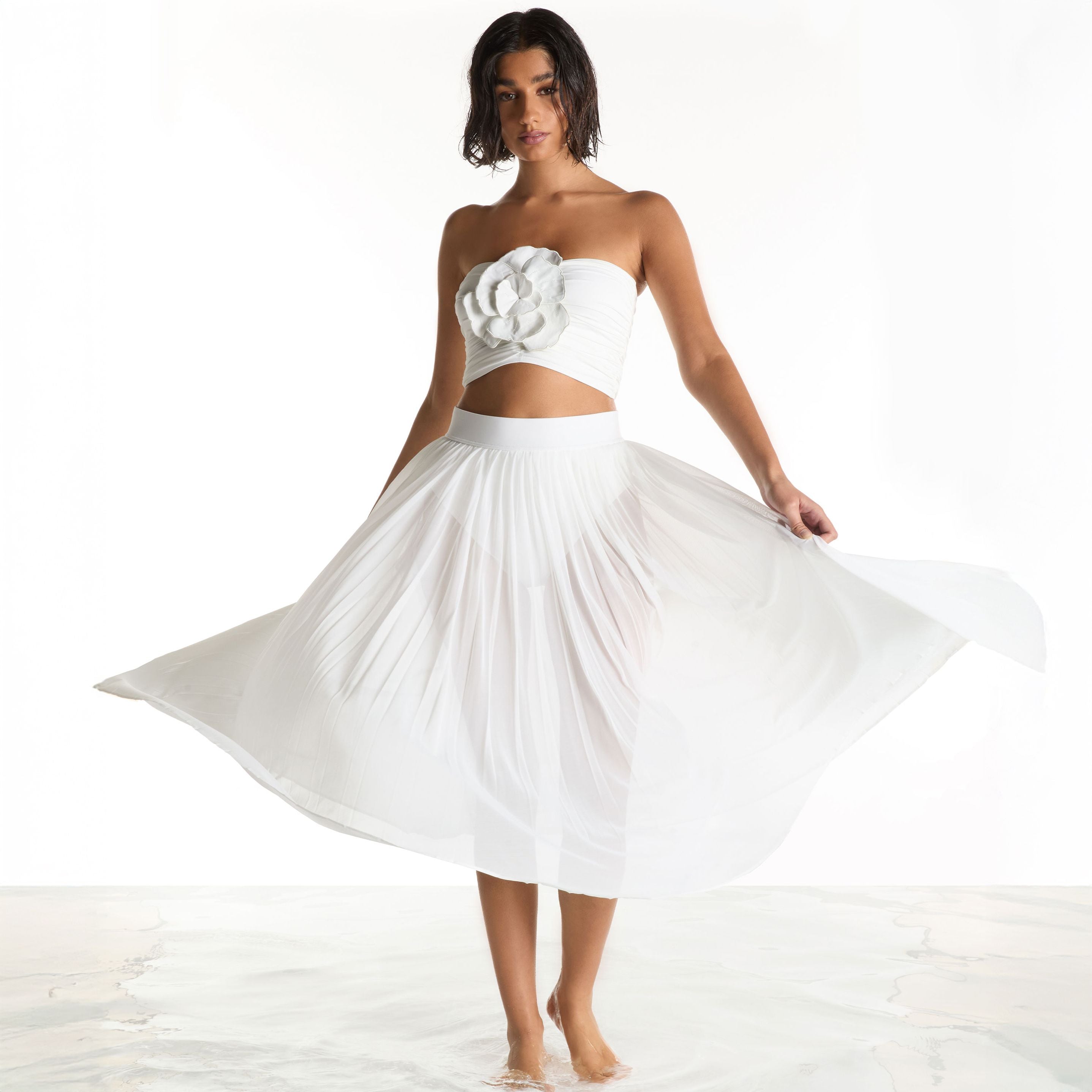Carmen Marc Valvo Solids C10286 100