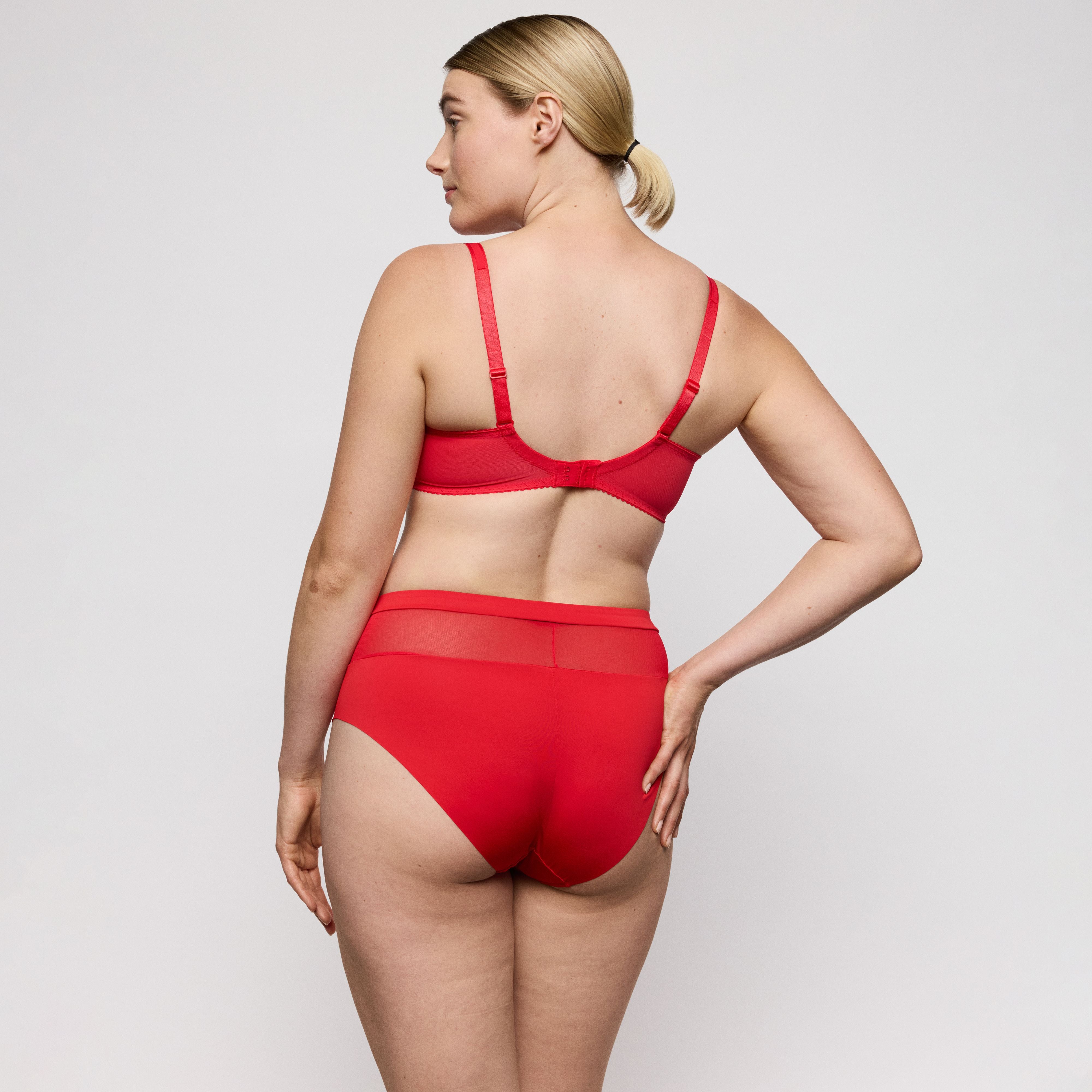 Sophora 0563181 - True Red