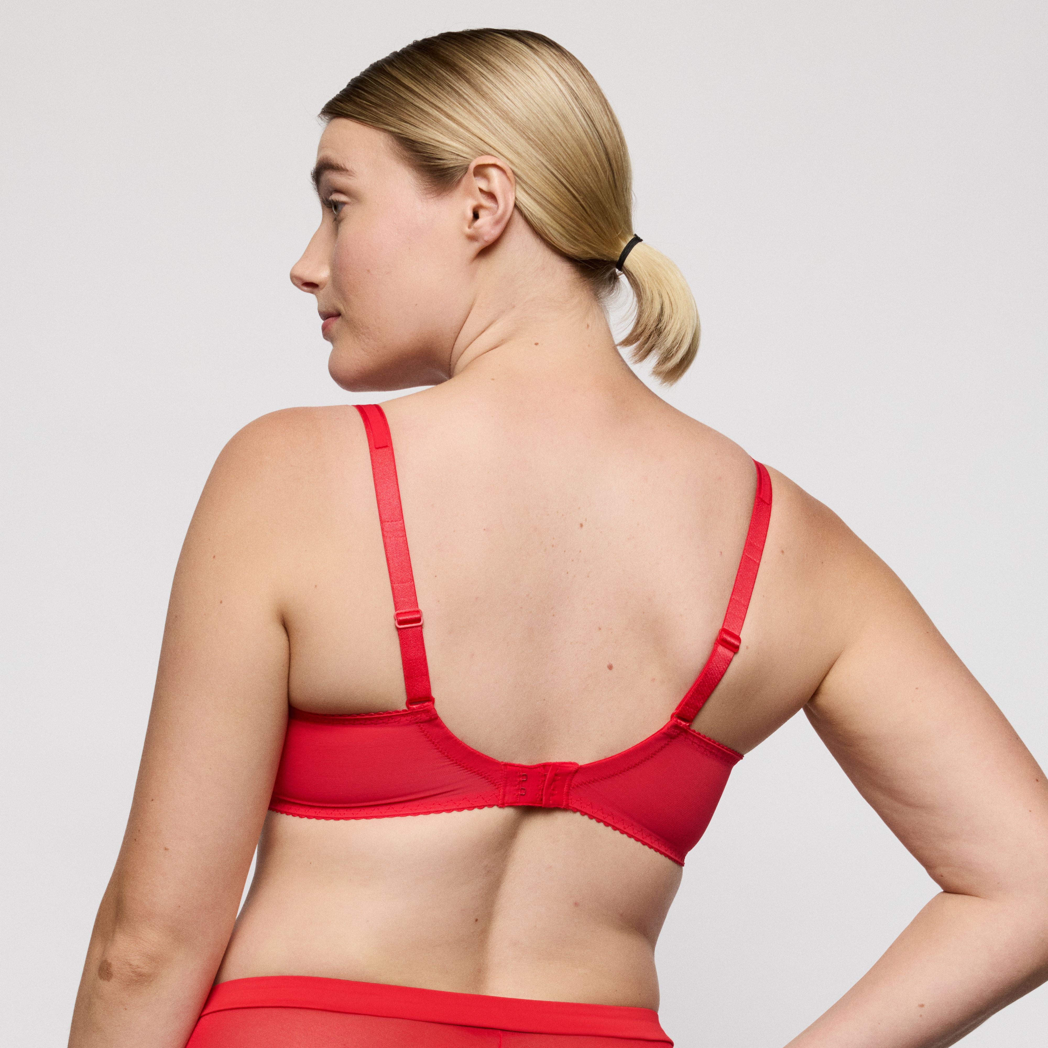 Sophora 0163181 - True Red
