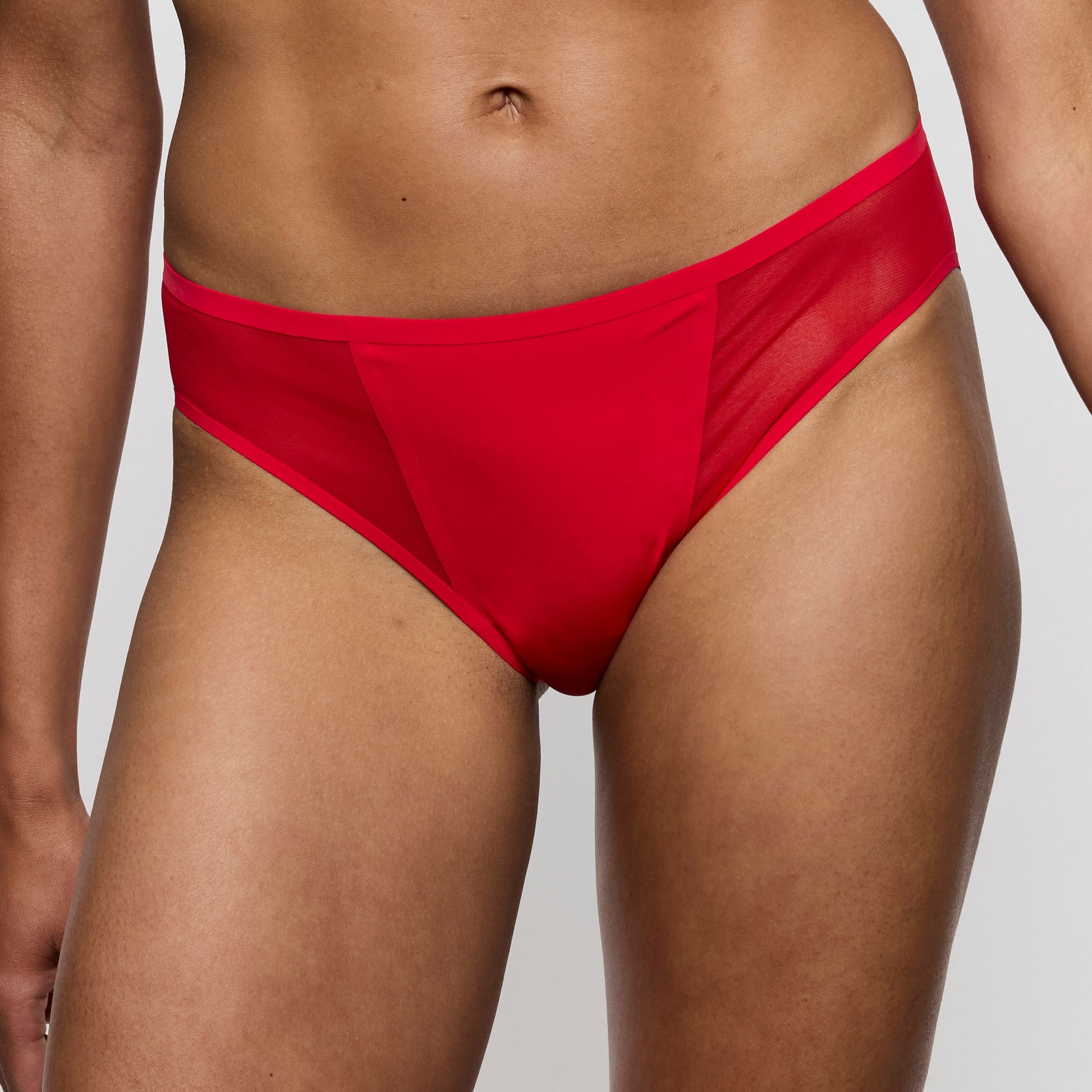 Louie 0522090 - True Red