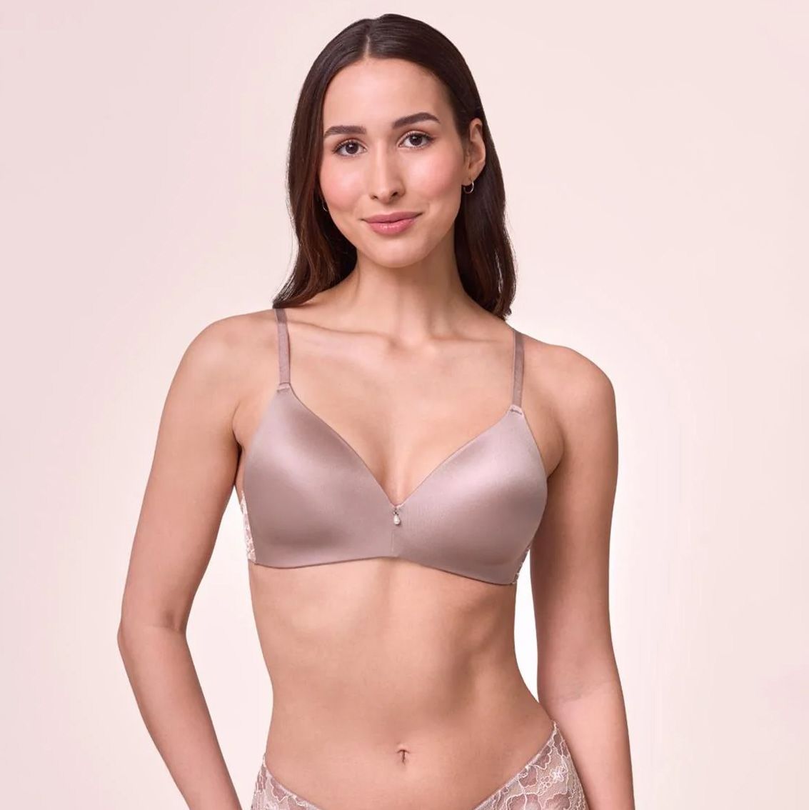 The Essentials 9317 - Moonshell/Chantilly