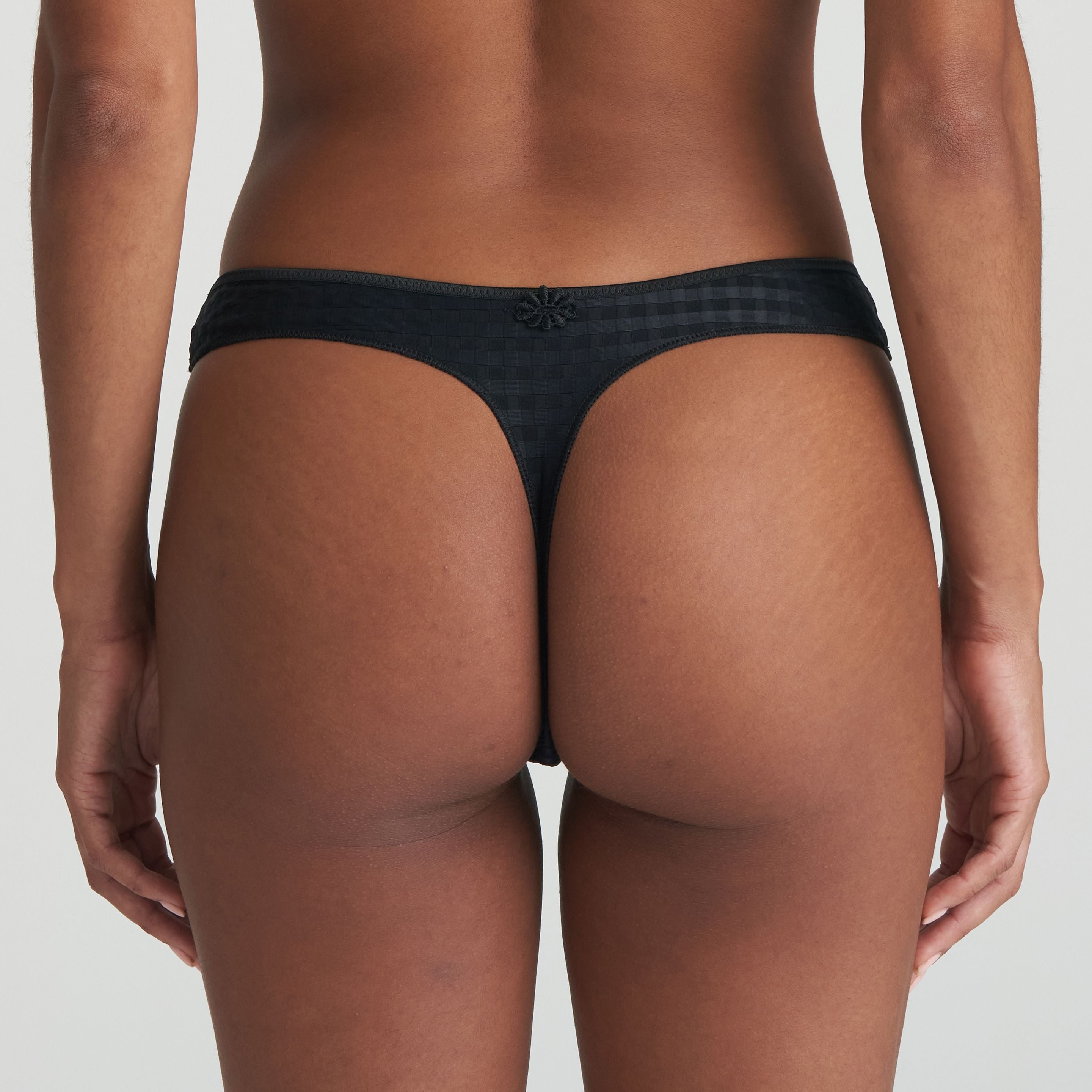 Avero 0600410 - Noir