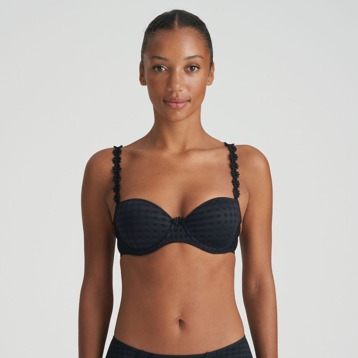 Avero 0100419 - Noir