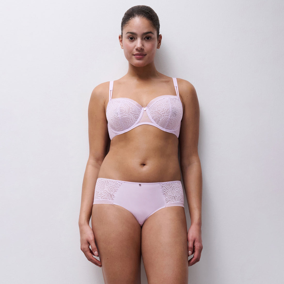 C Jolie C13B50 027