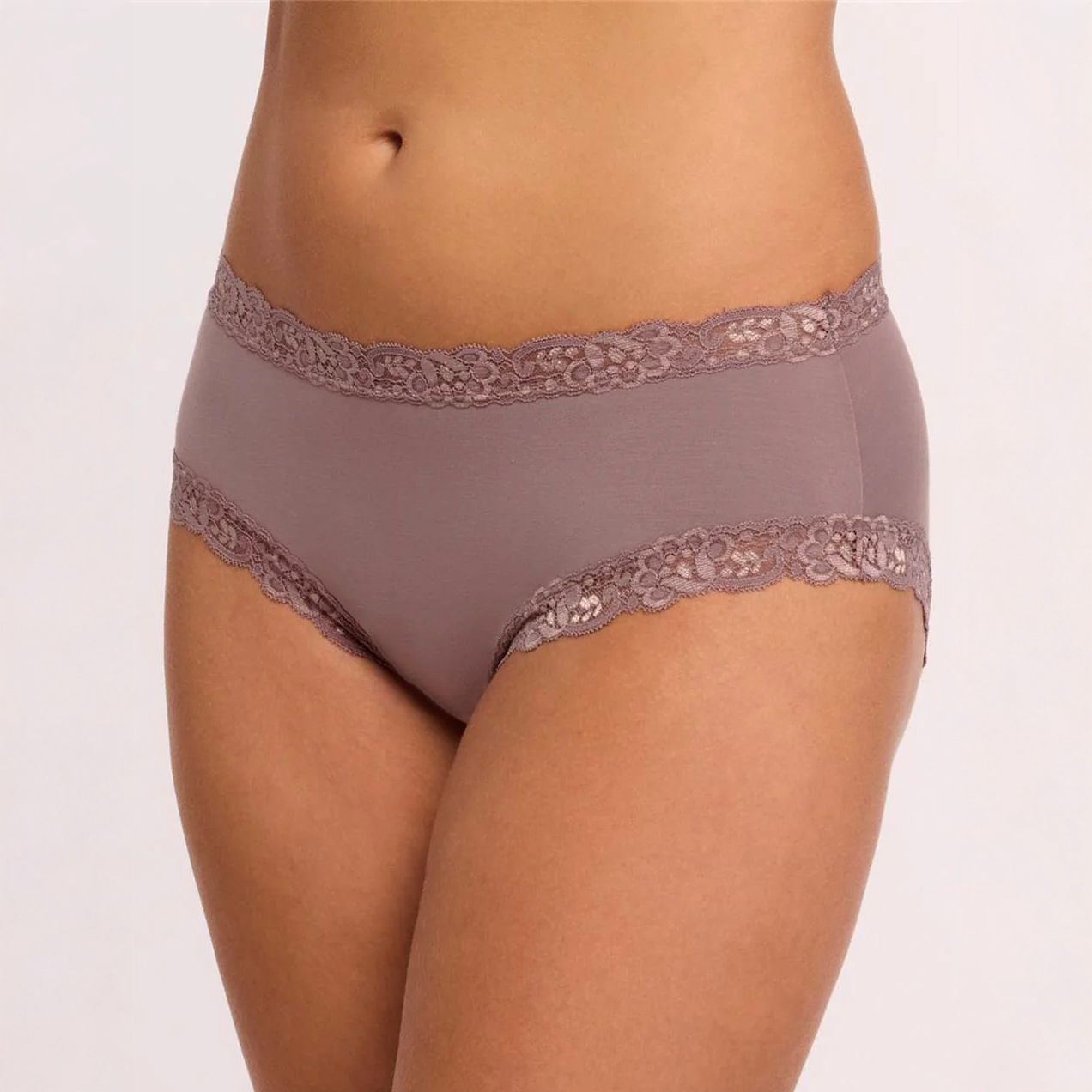 Iconic Lace 602 - Cappuccino