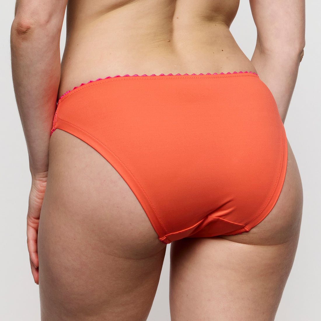 Solene 0502990 PMS