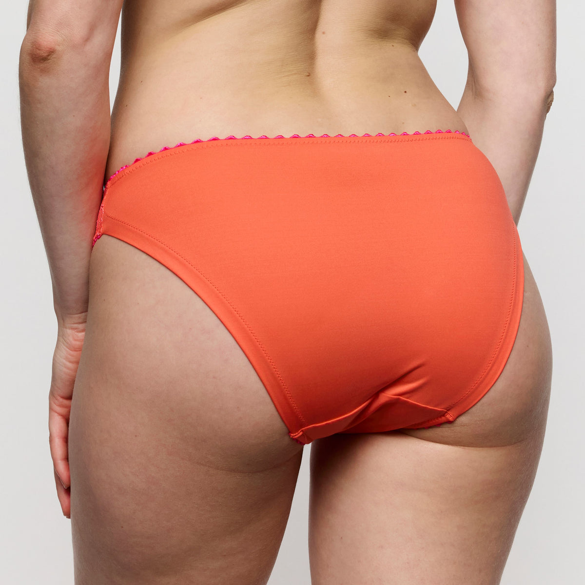 Solene 0502990 PMS