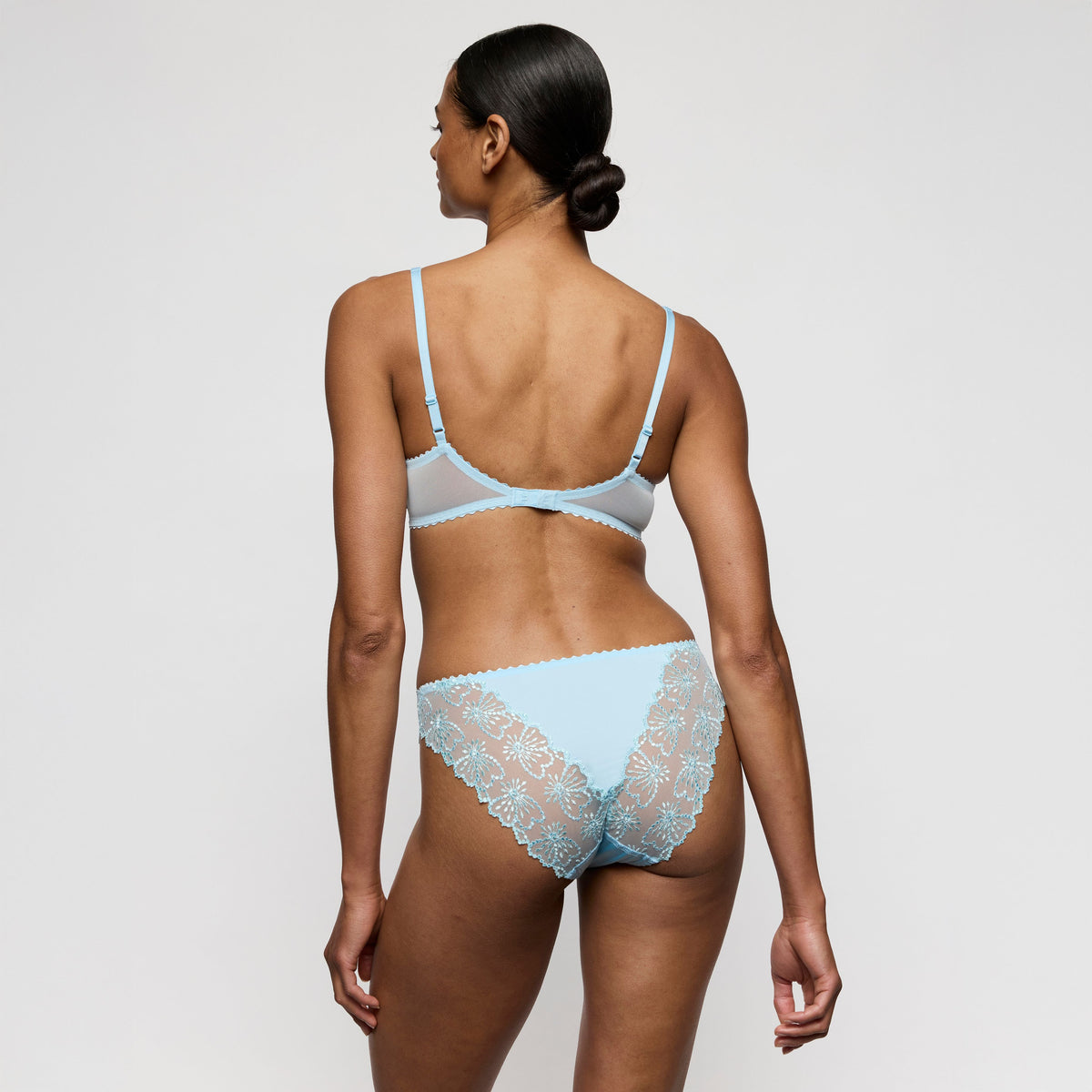 Jane 0501333 - Milky Blue