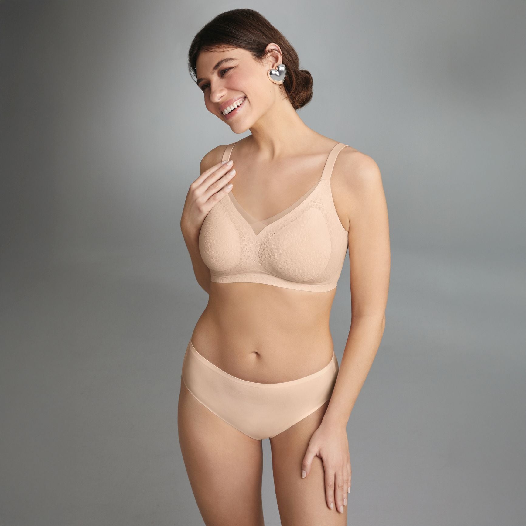 Essential 1334 - Smart Rose