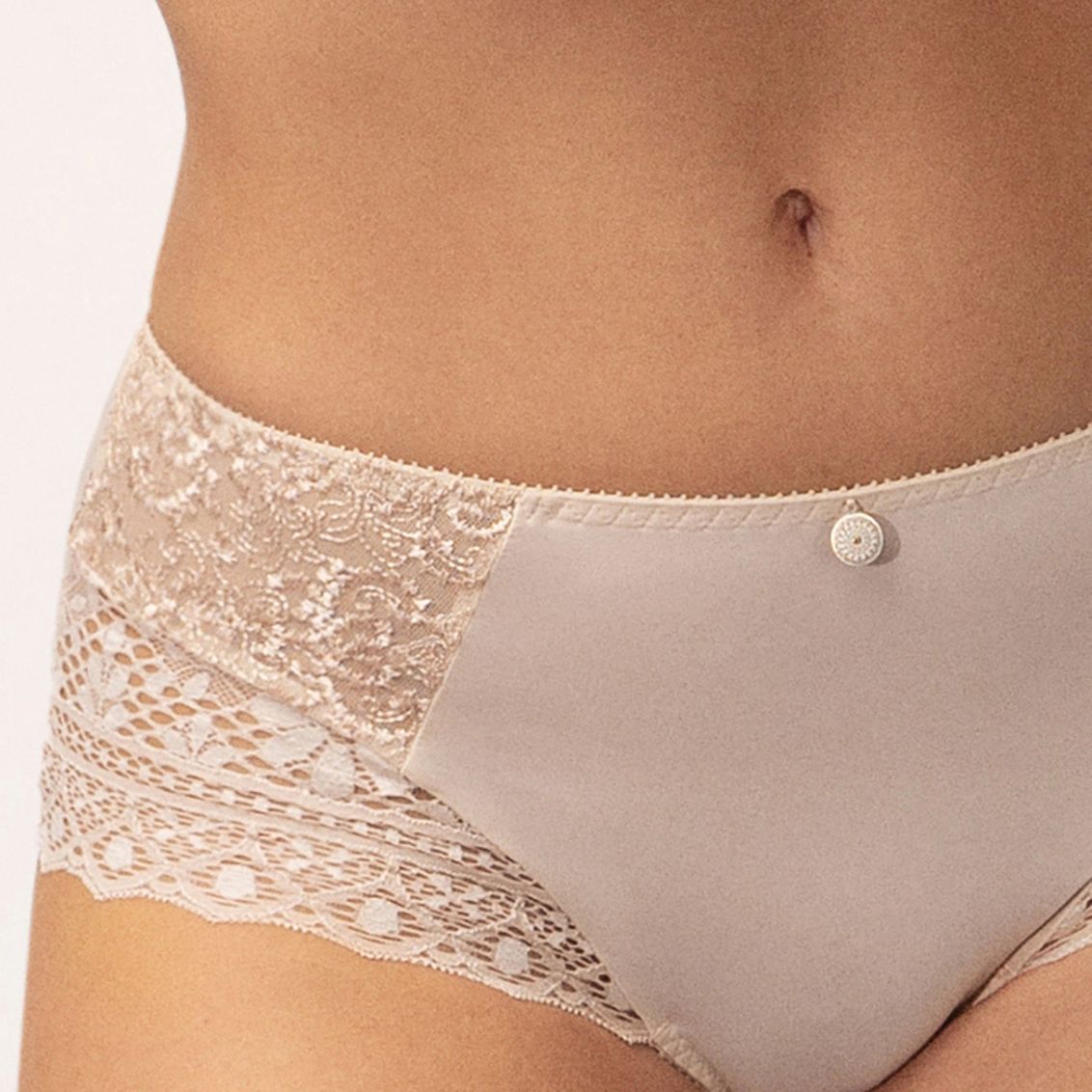 Cassiopée 05151 - Creamy Beige