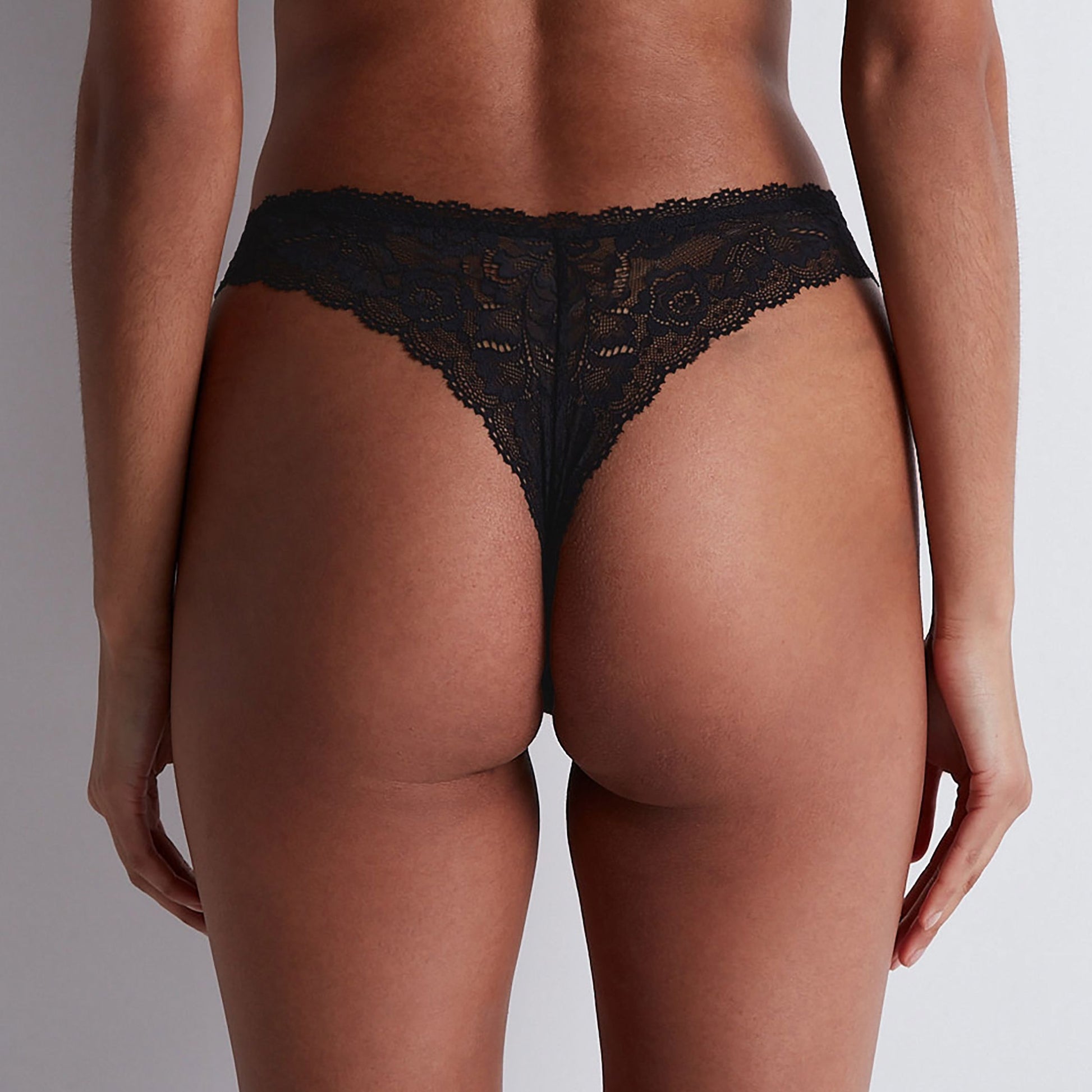 Rosessence 2K26 - Black